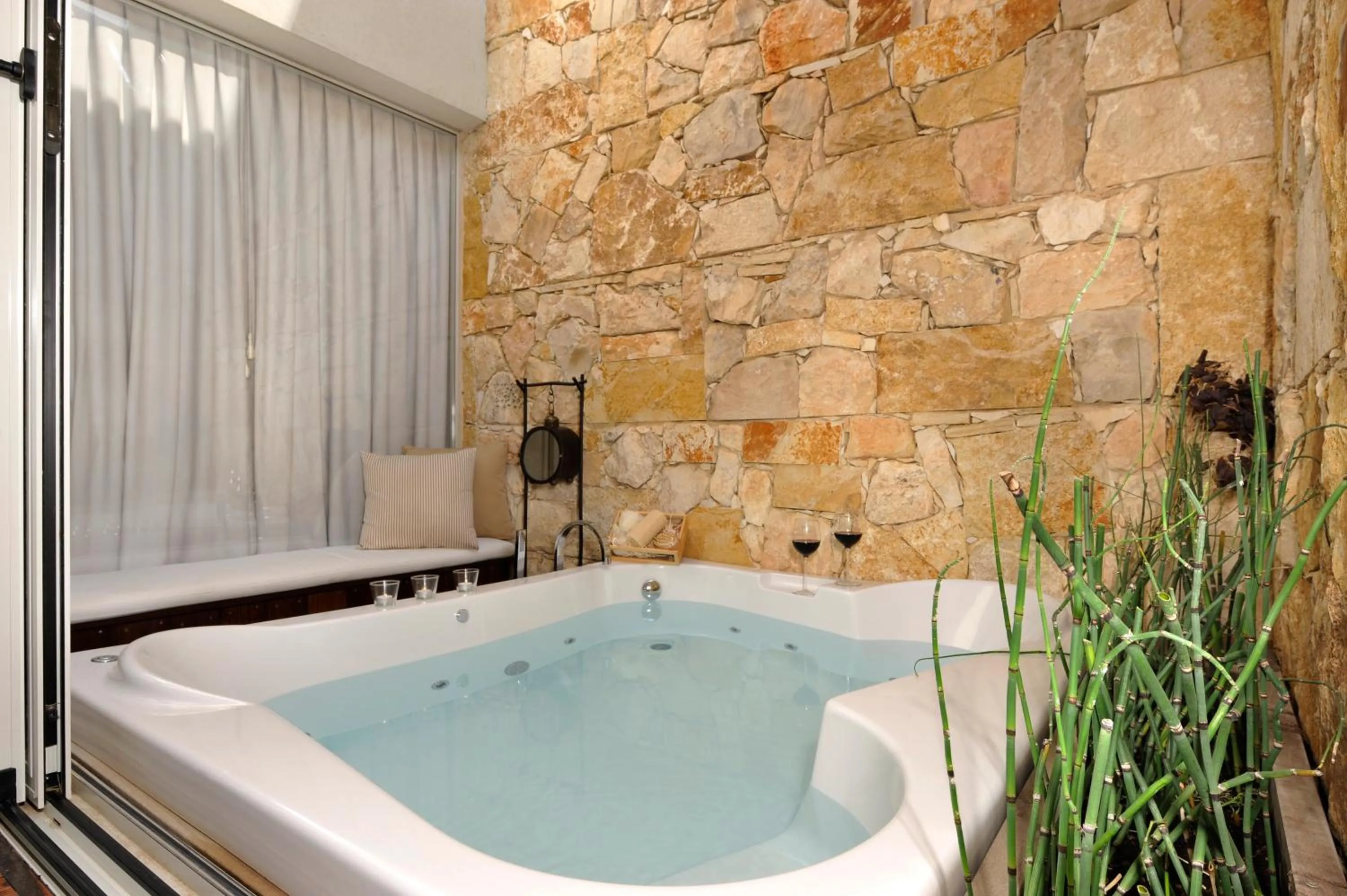 Patio in Piazza Del Sol