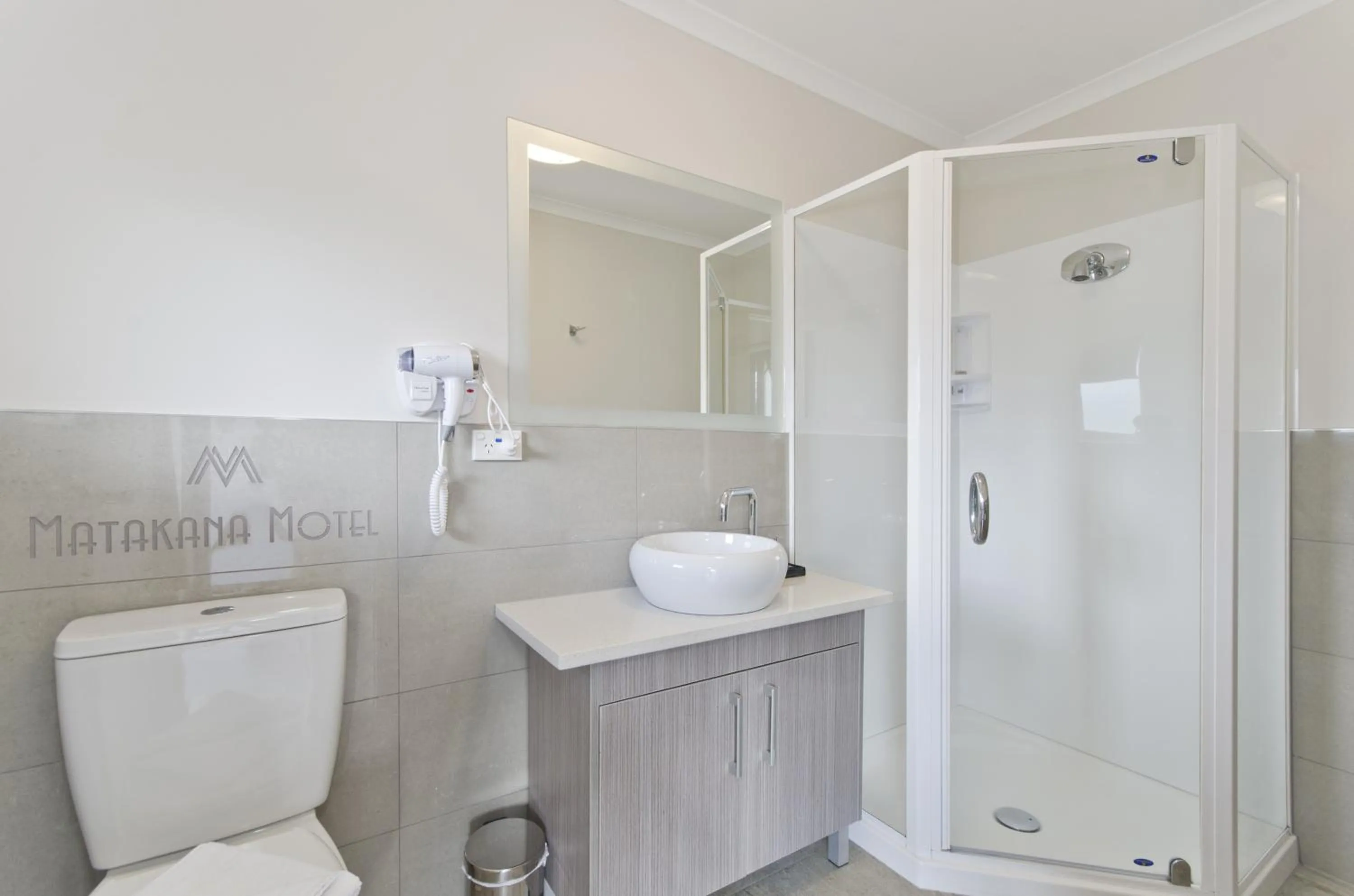 Bathroom in Matakana Motel