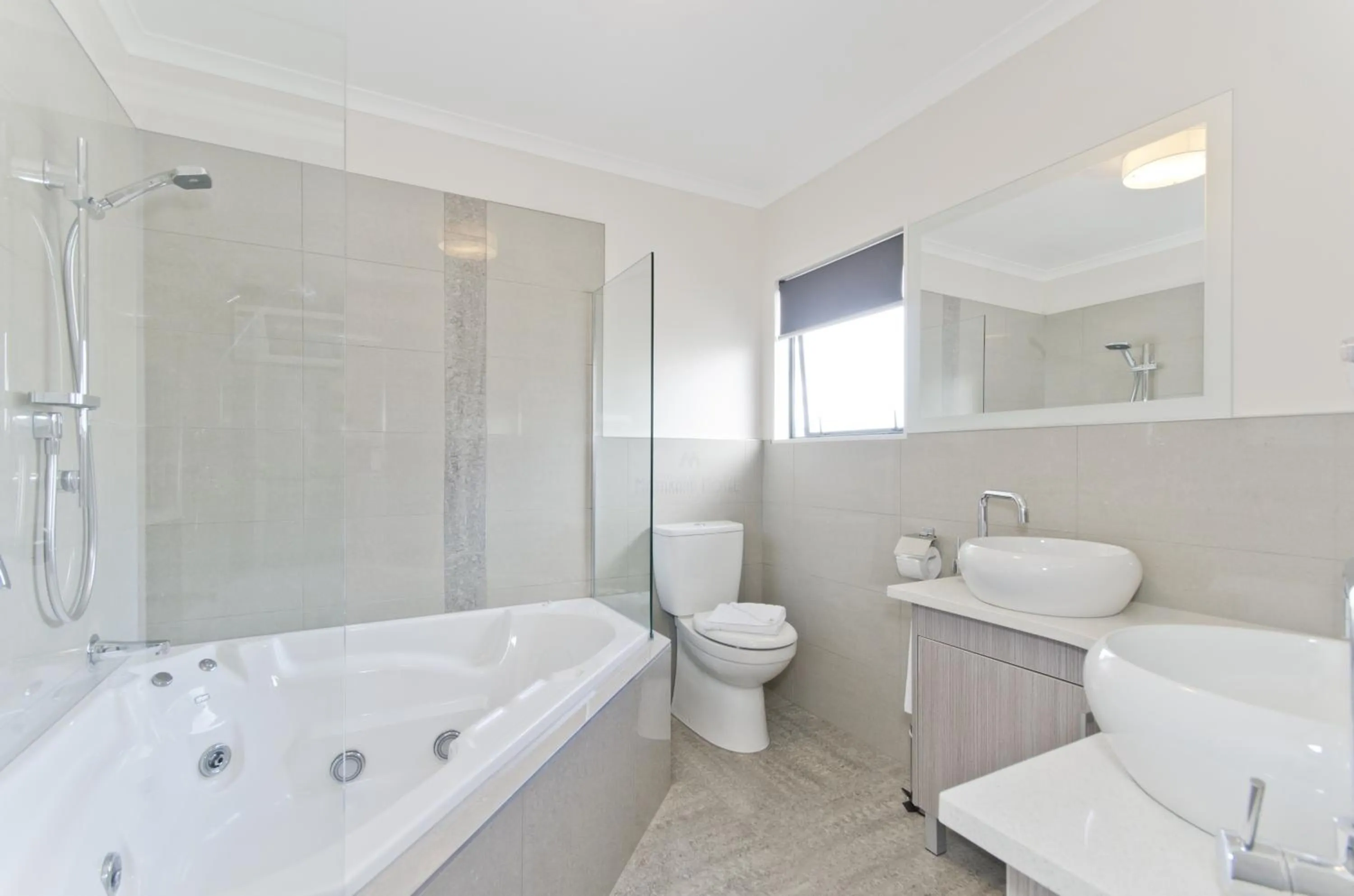 Bathroom in Matakana Motel