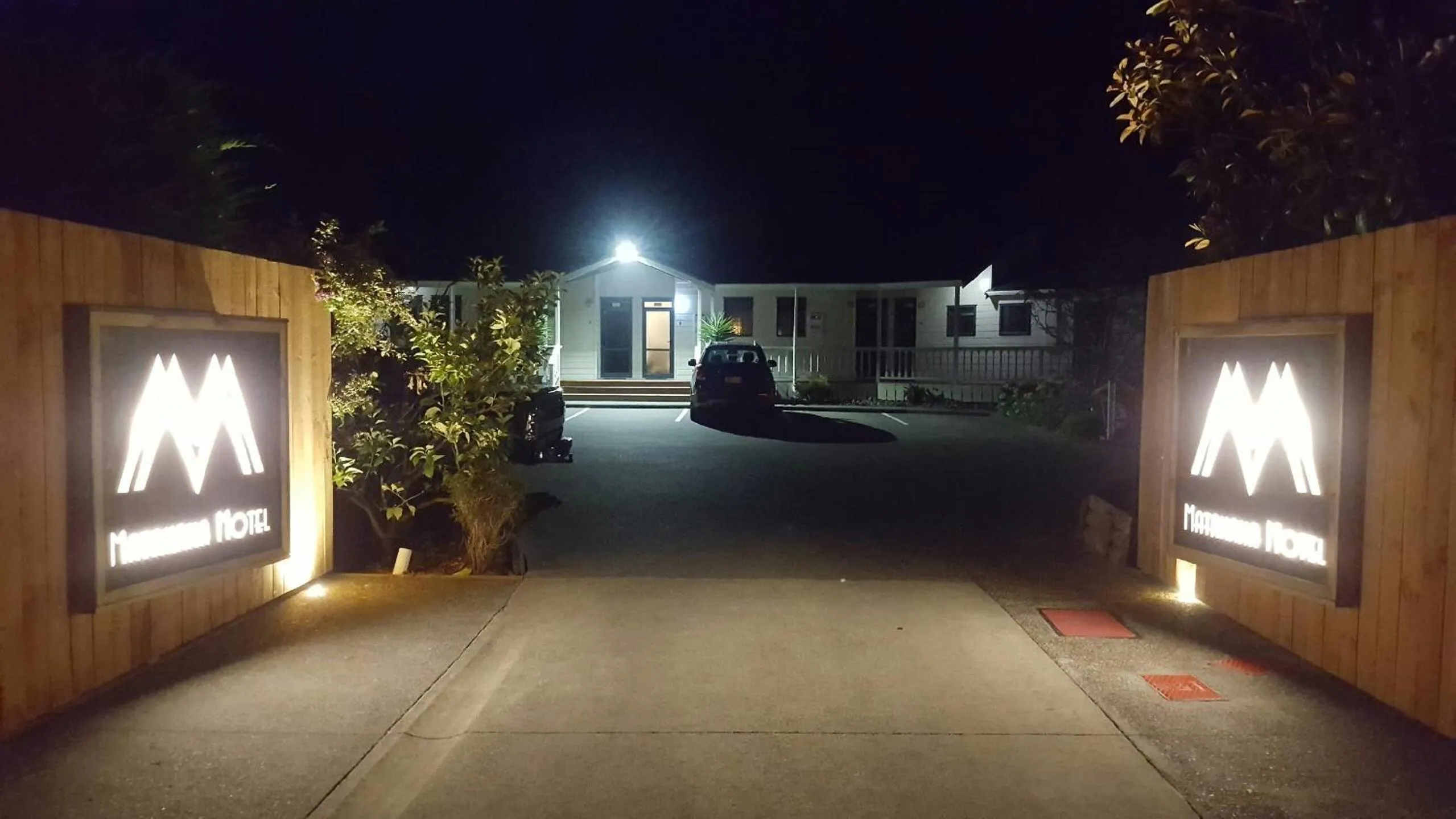 Property building in Matakana Motel