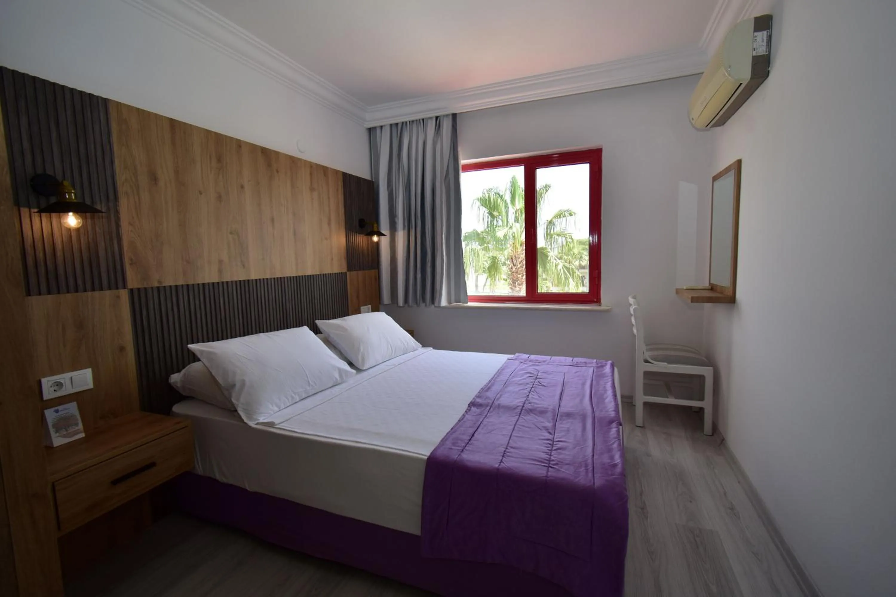 Photo of the whole room, Bed in Hotel Billurcu