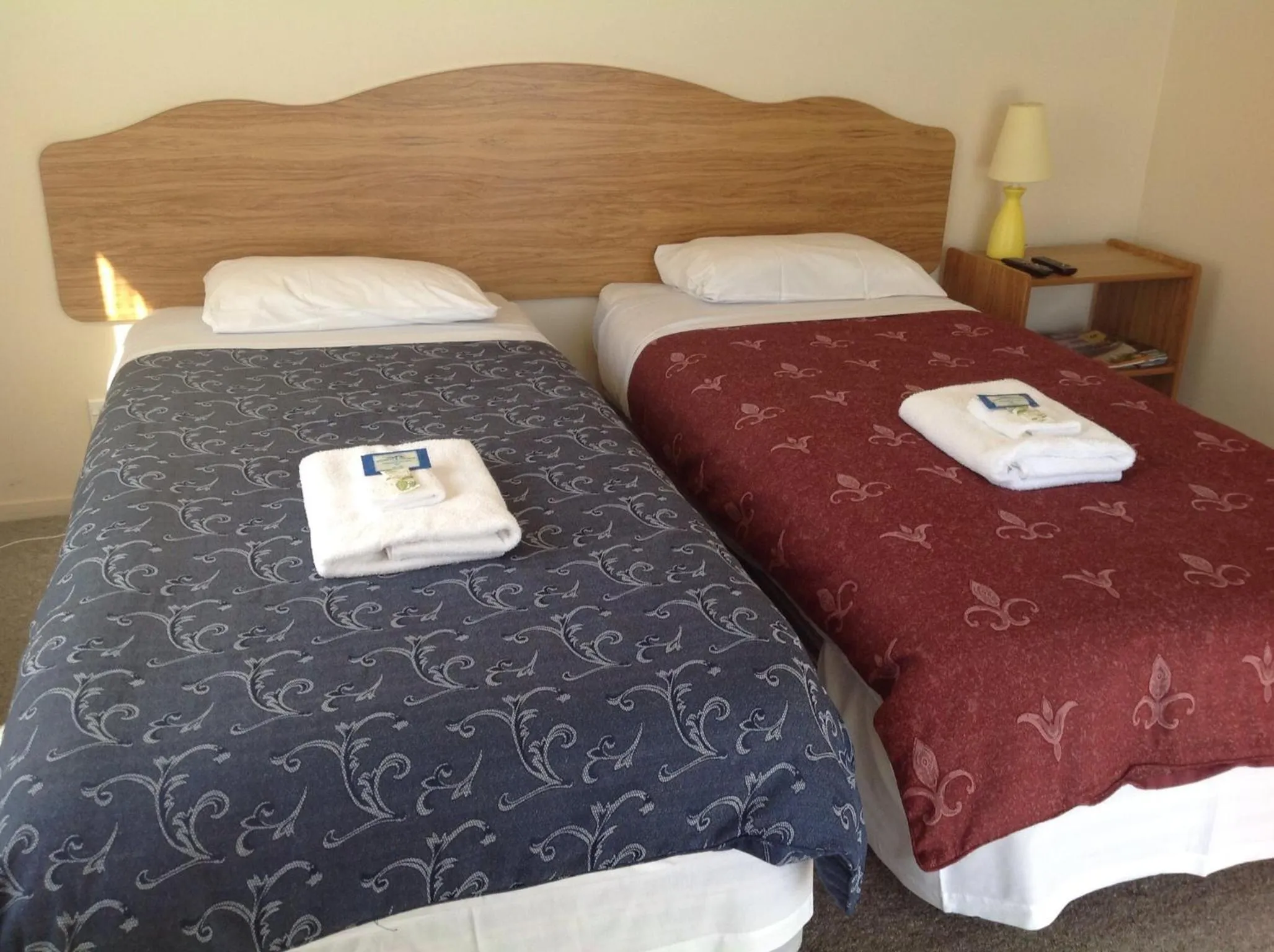 Photo of the whole room, Bed in Owen River Tavern & Motels