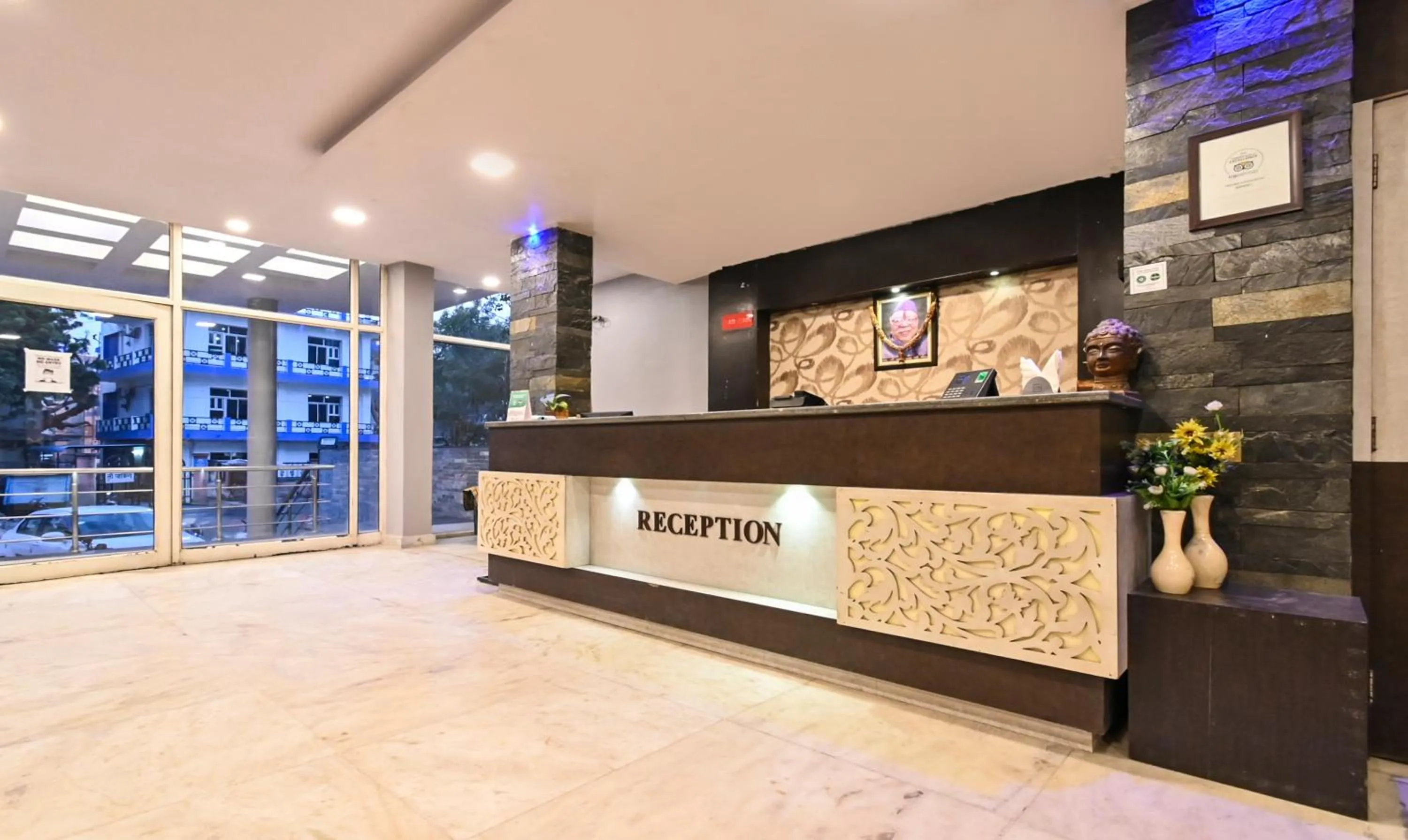 Lobby or reception in Treebo Siddharth