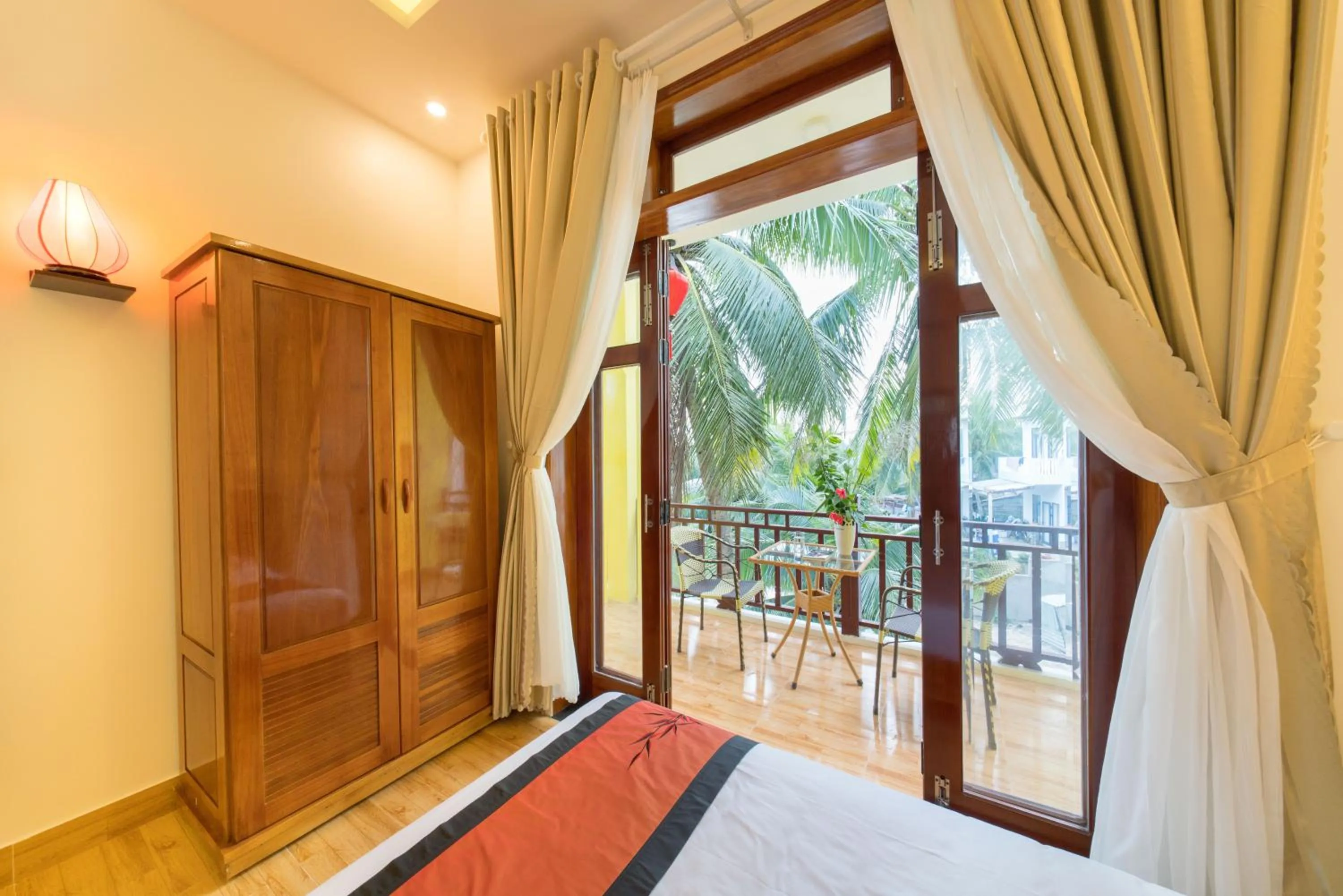 Bed in Lakeview Villa Homestay