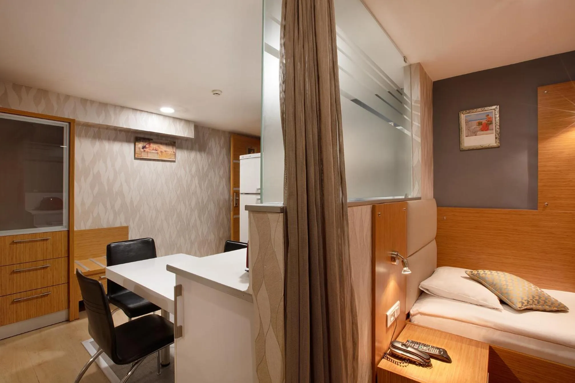 Kitchen or kitchenette in Gallery Residence & Hotel Nişantaşı