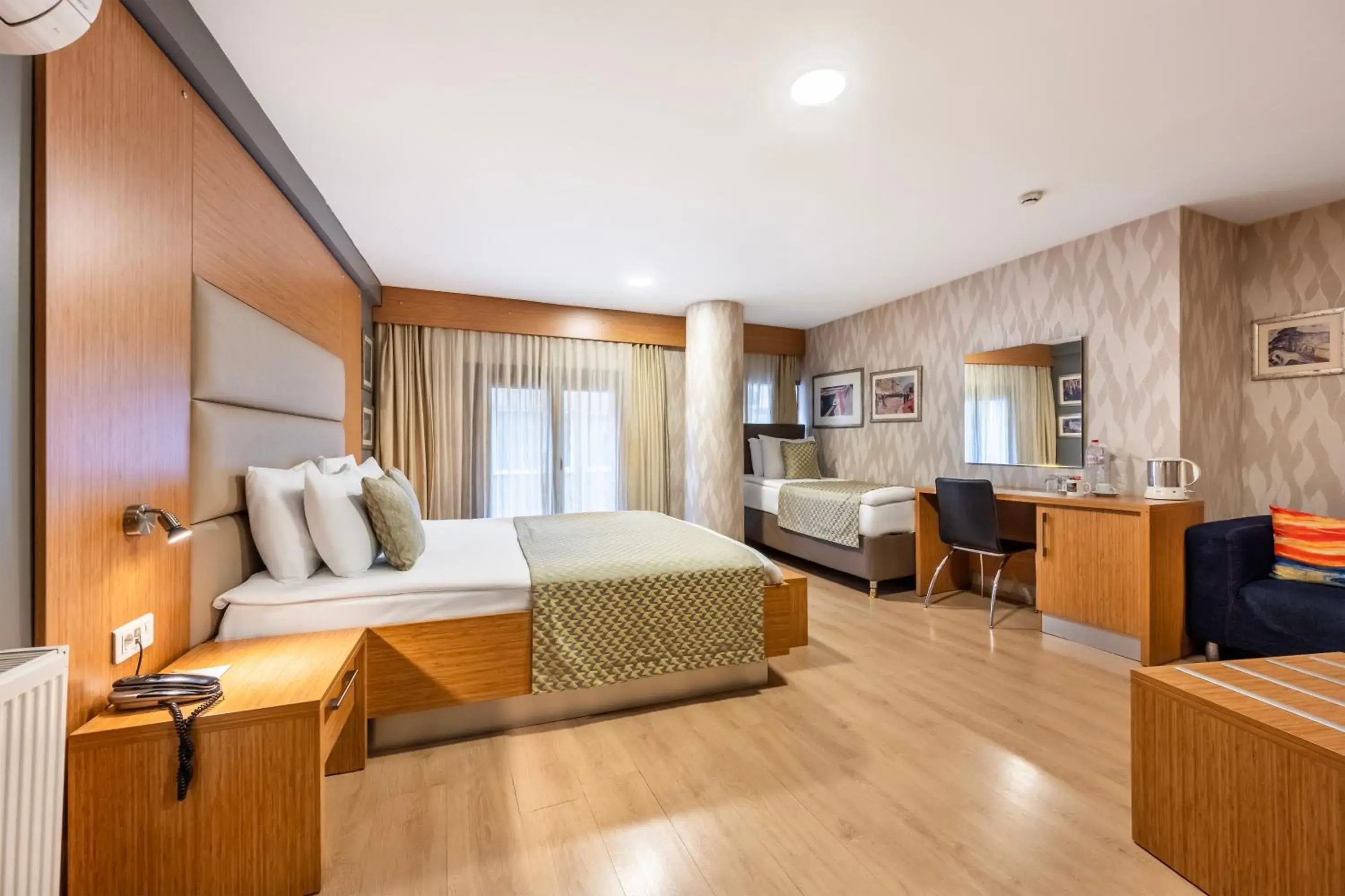 Comfort Triple Room in Gallery Residence & Hotel Nişantaşı Comfort Triple Room in Gallery Residence & Hotel Nişantaşı