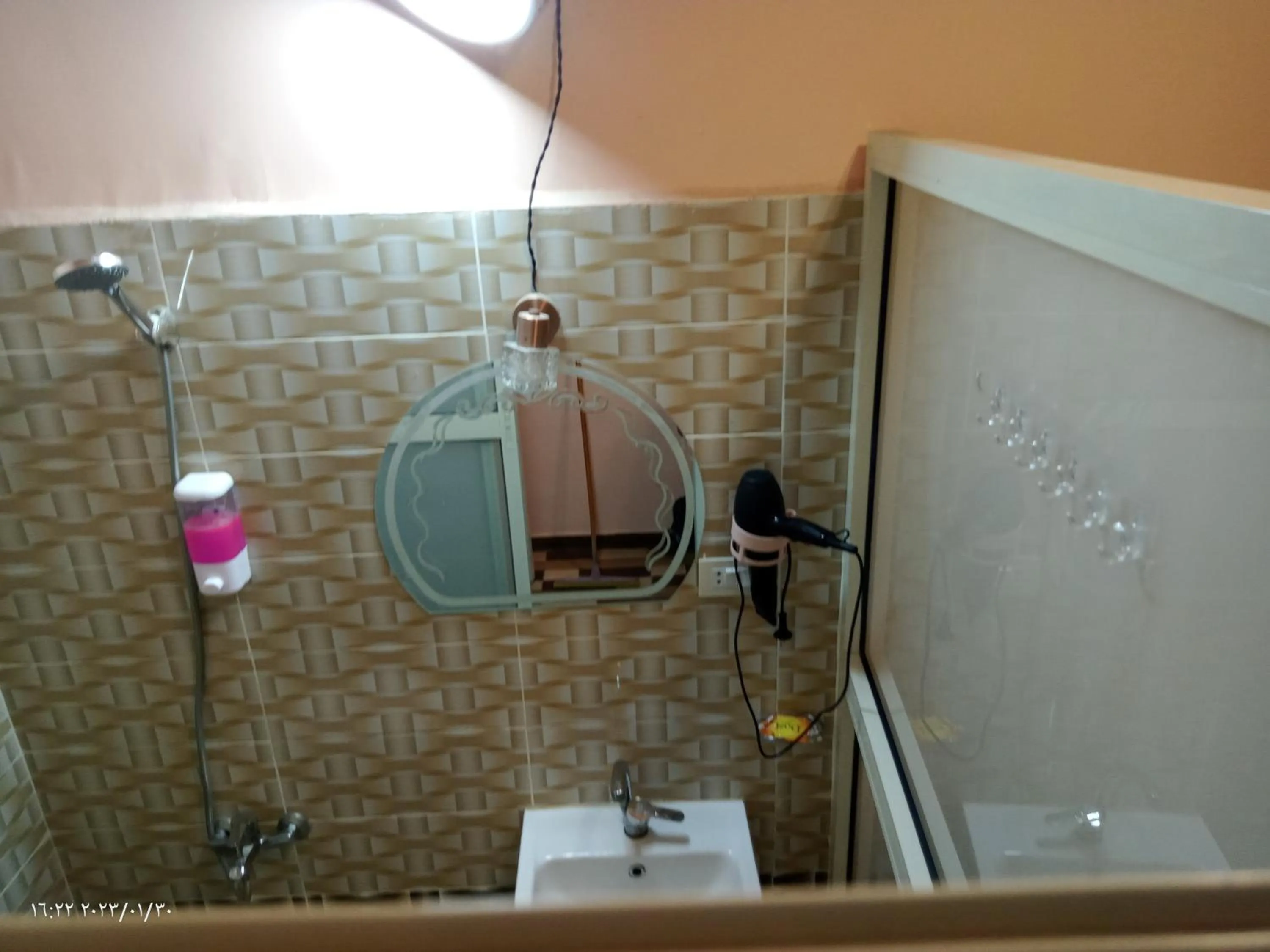 Shower in New One Hotel