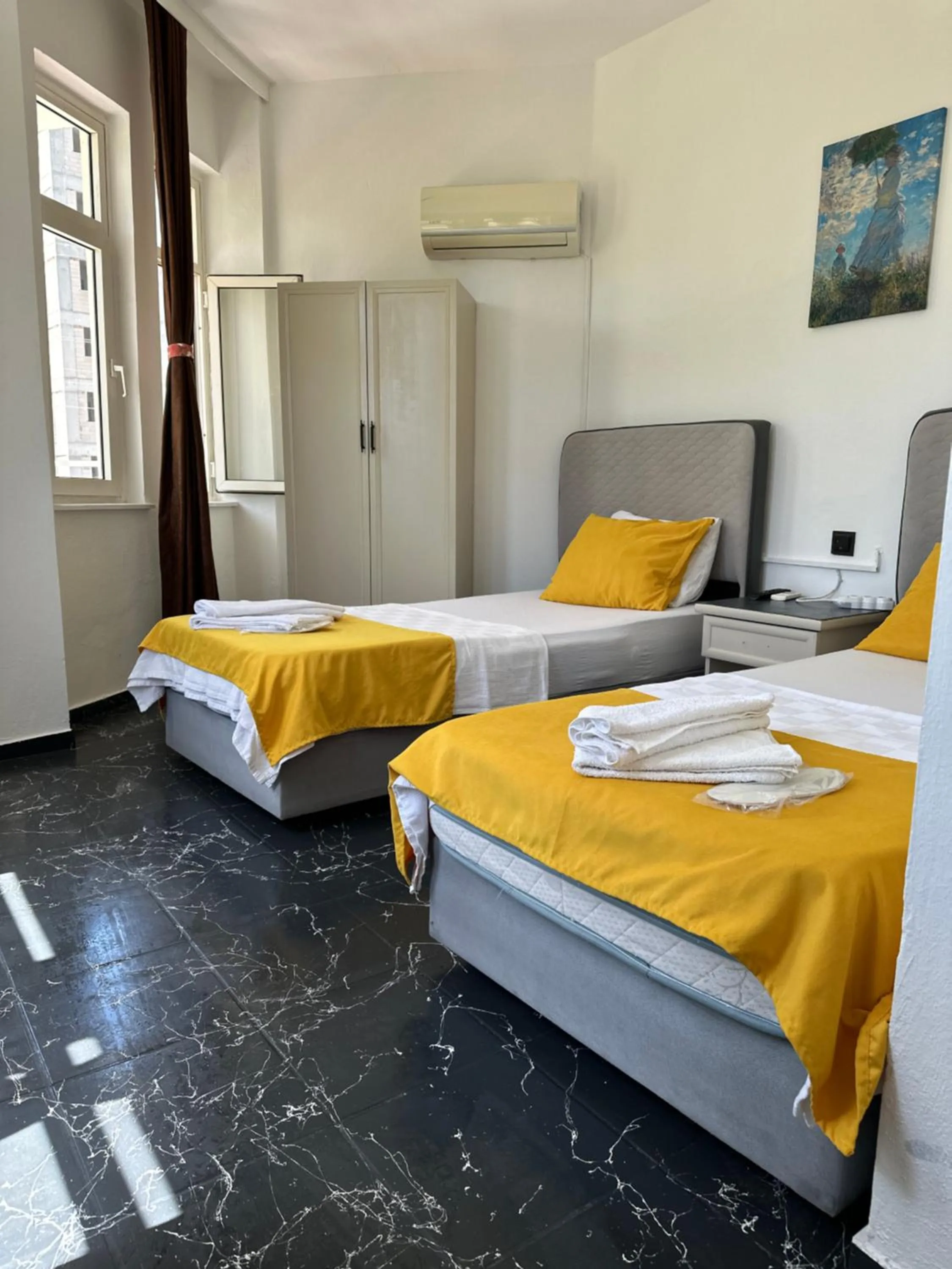 Budget Twin Room - single occupancy in FİNİKE SEVER OTEL