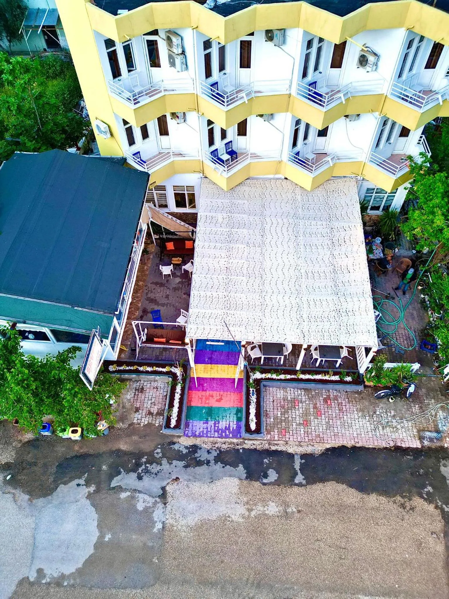 Property building in FİNİKE SEVER OTEL