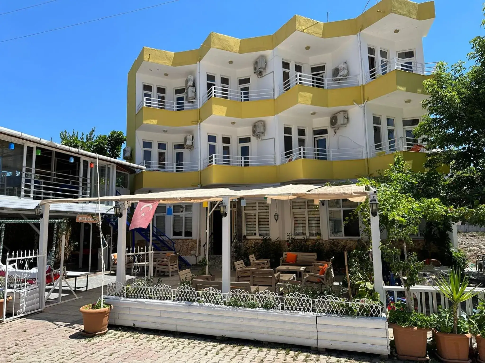 FİNİKE SEVER OTEL FİNİKE SEVER OTEL