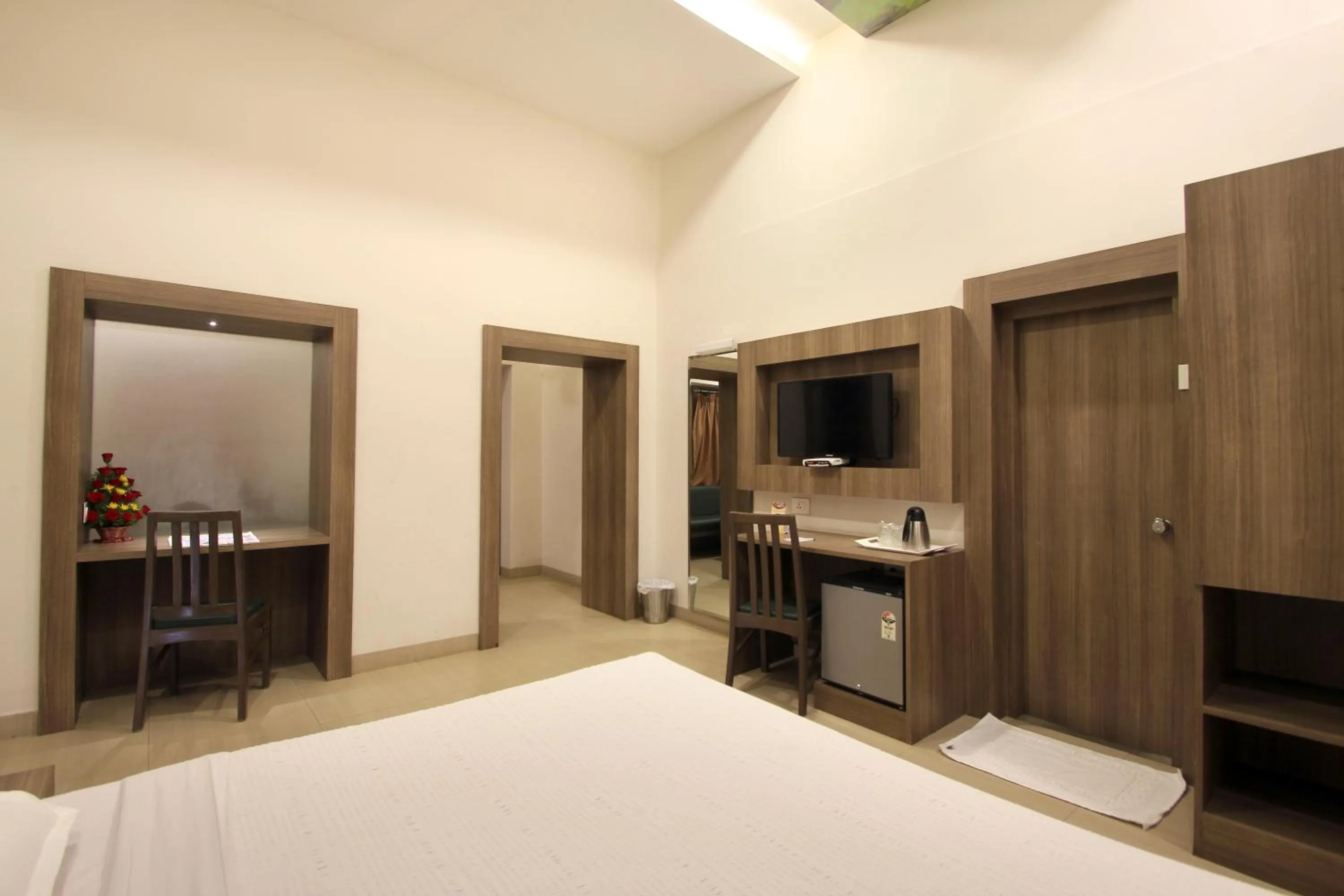 Decorative detail, Bed in Taj Mahal Hotel Abids