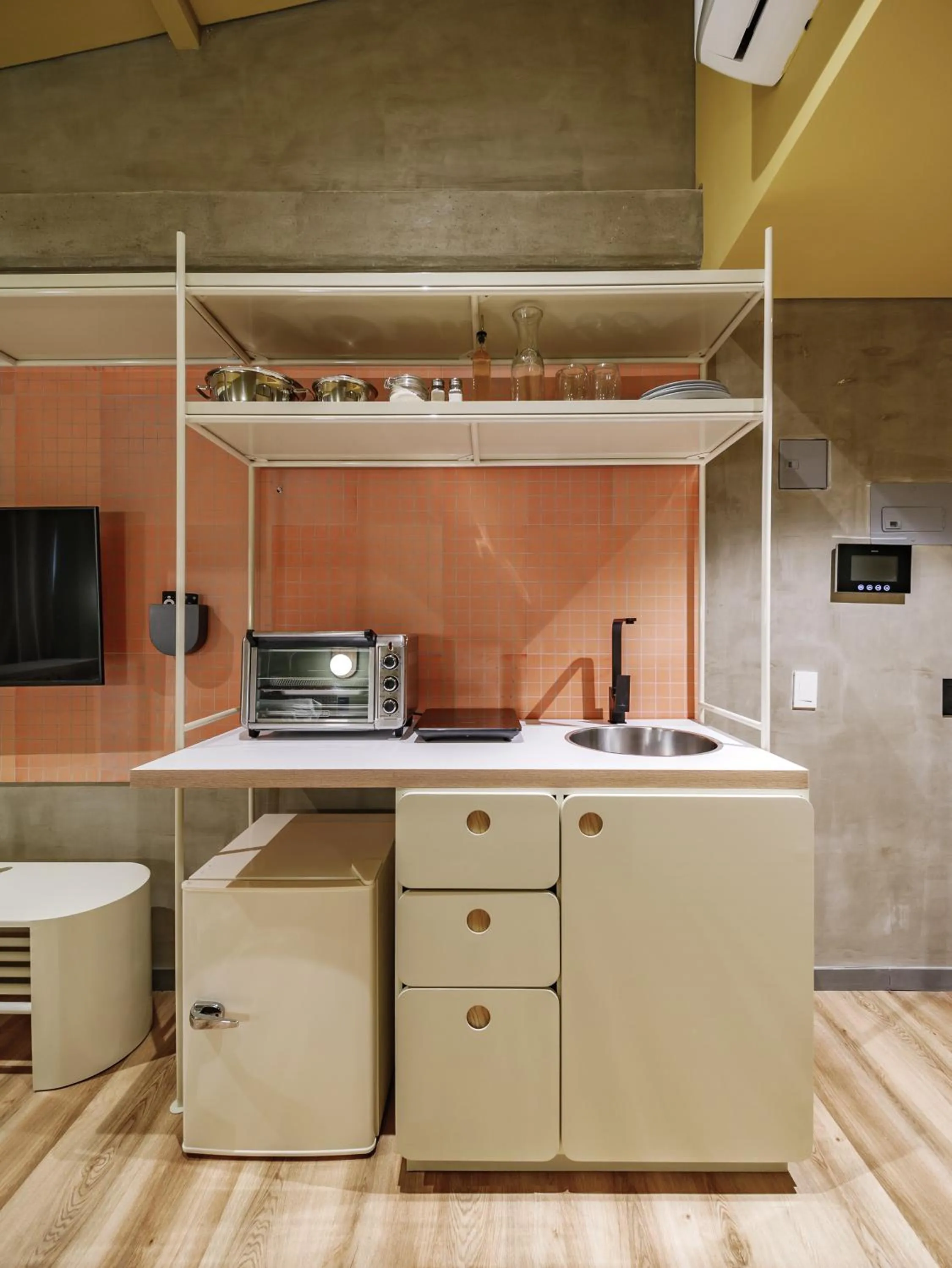 Kitchen or kitchenette in The Somos Flats Provenza