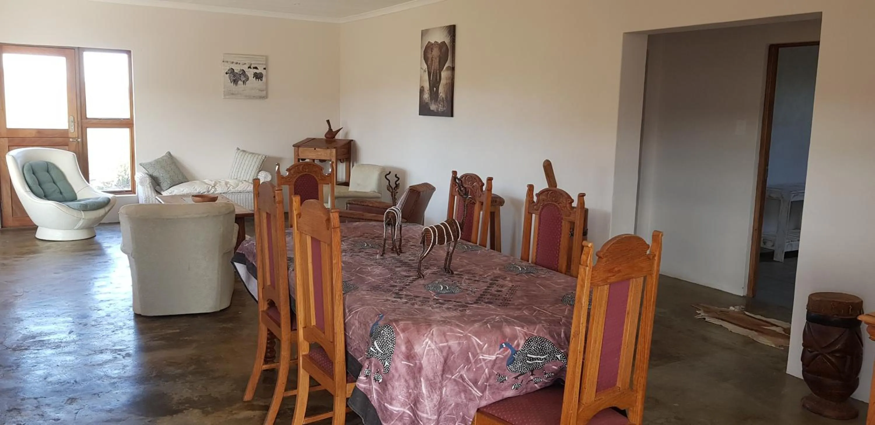 Living room in Zwartberg View Mountain Lodge