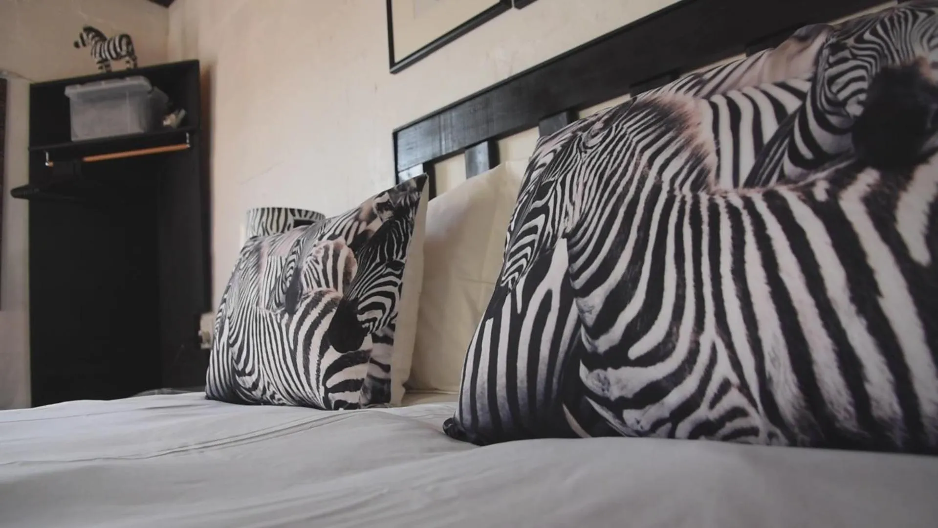 Bed in Zwartberg View Mountain Lodge