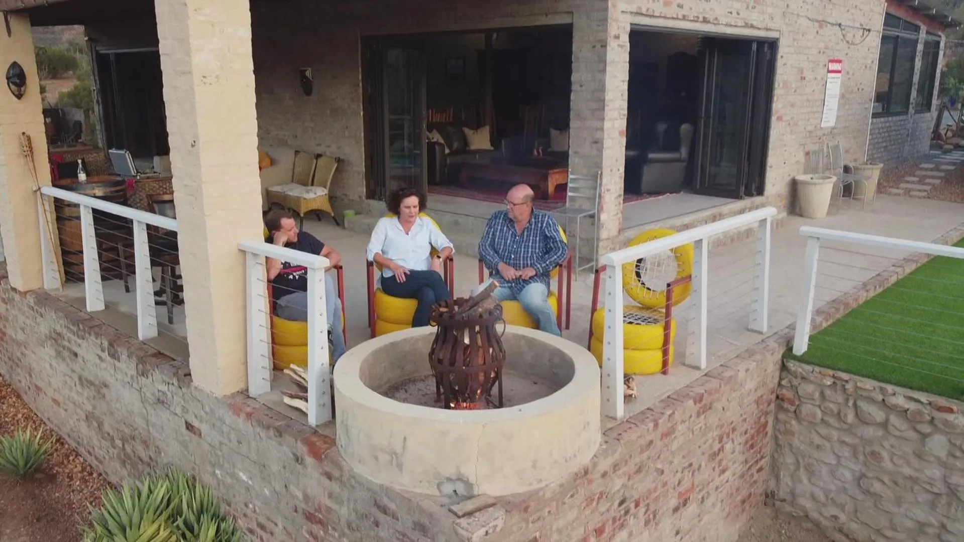 Patio in Zwartberg View Mountain Lodge