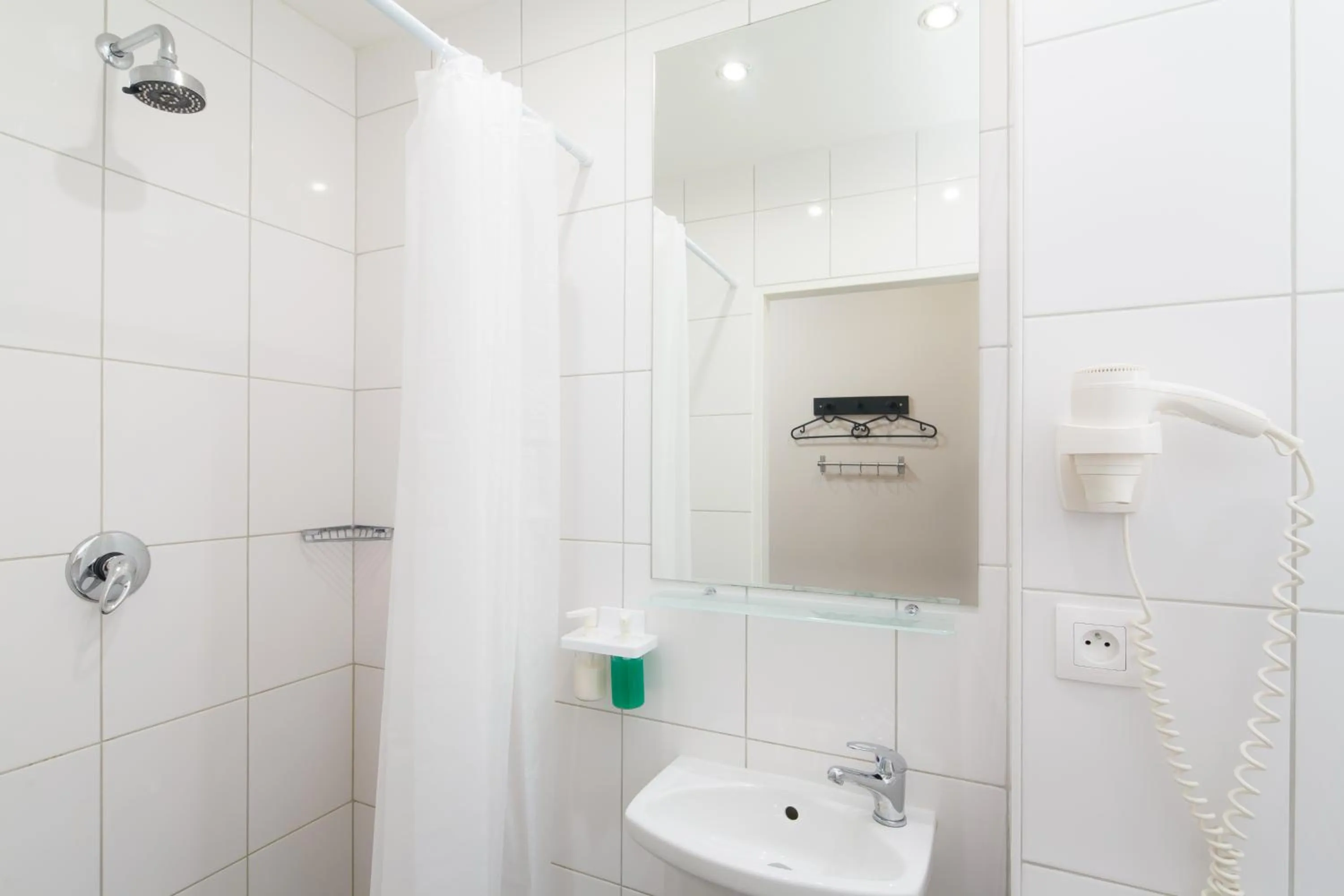 Bathroom in Minimino hotel