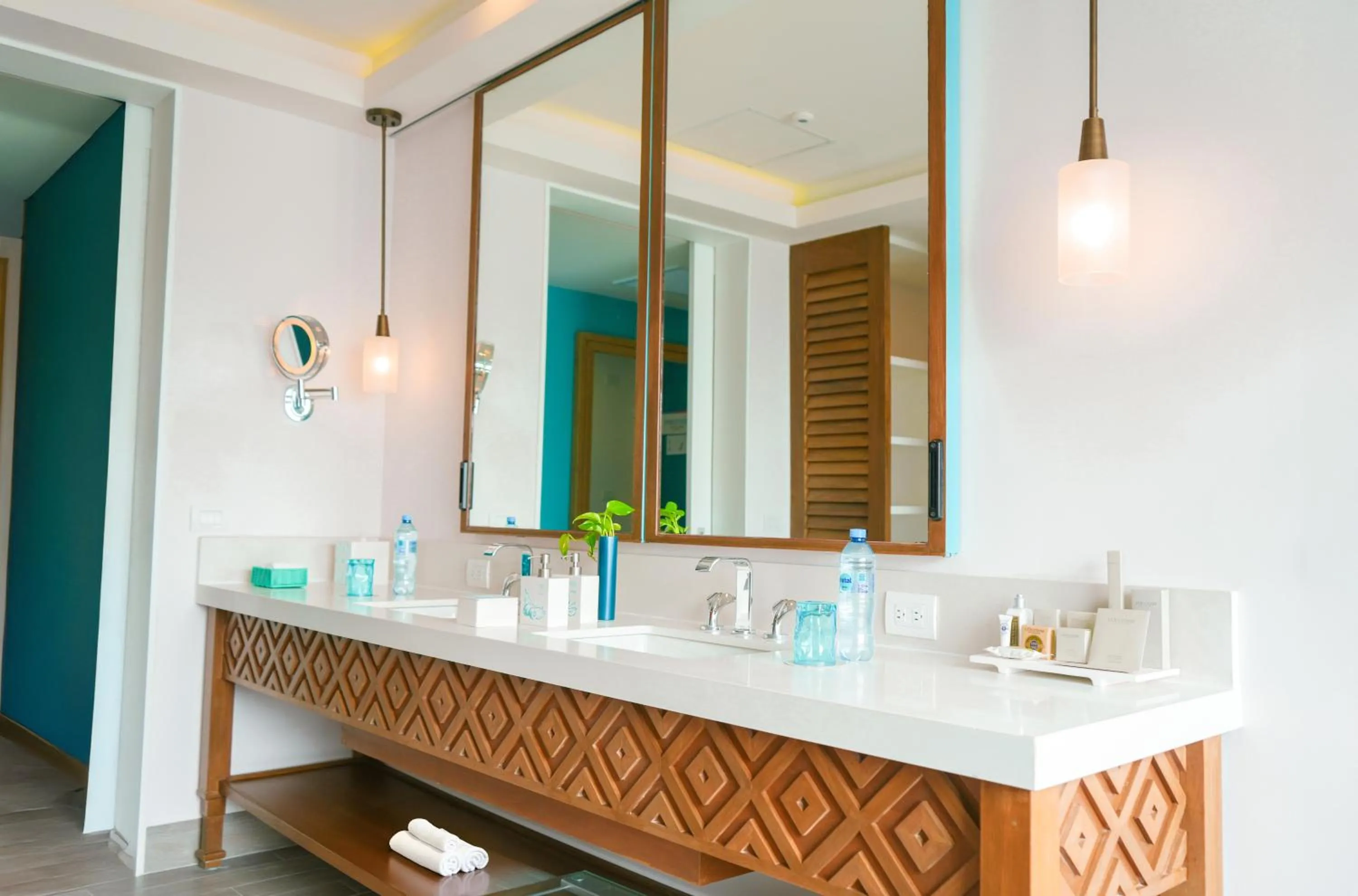 Bathroom in Margaritaville Island Reserve Riviera Maya - An Adults Only Karisma All-Inclusive Experience