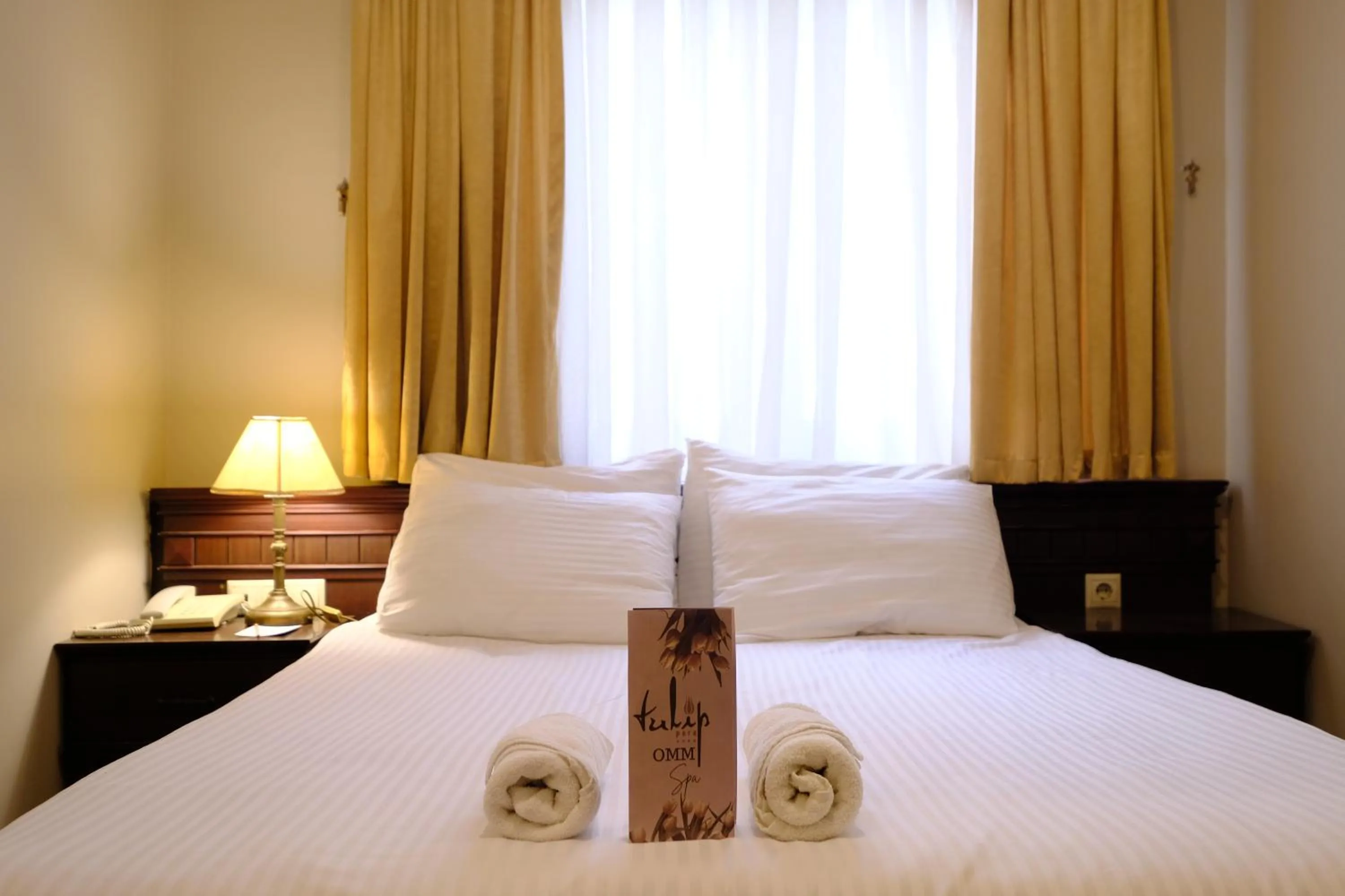 Bed in Pera Rose Hotel & Spa