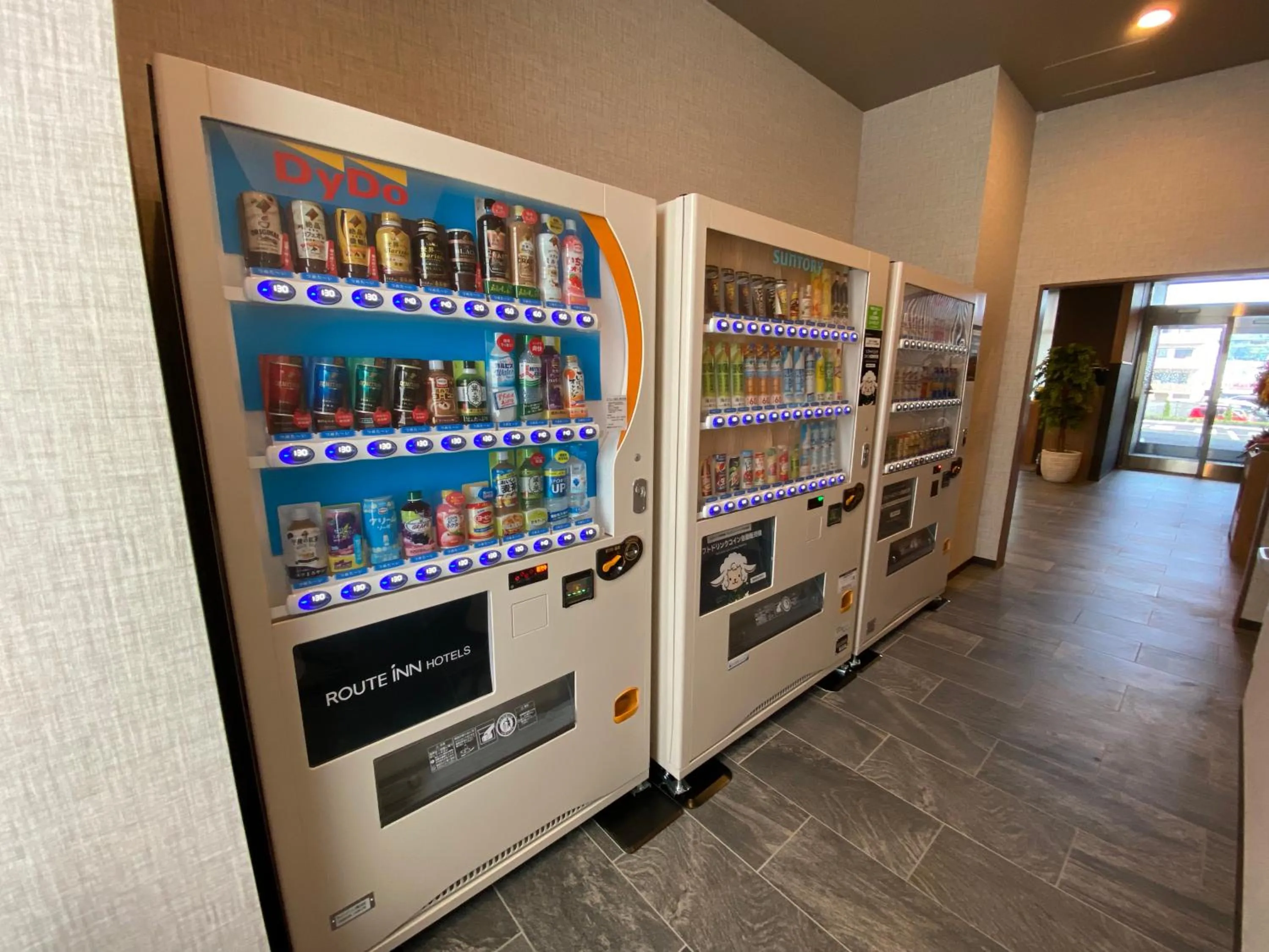 vending machine in Hotel Route Inn Shunan - Tokuyama Higashi Inter -