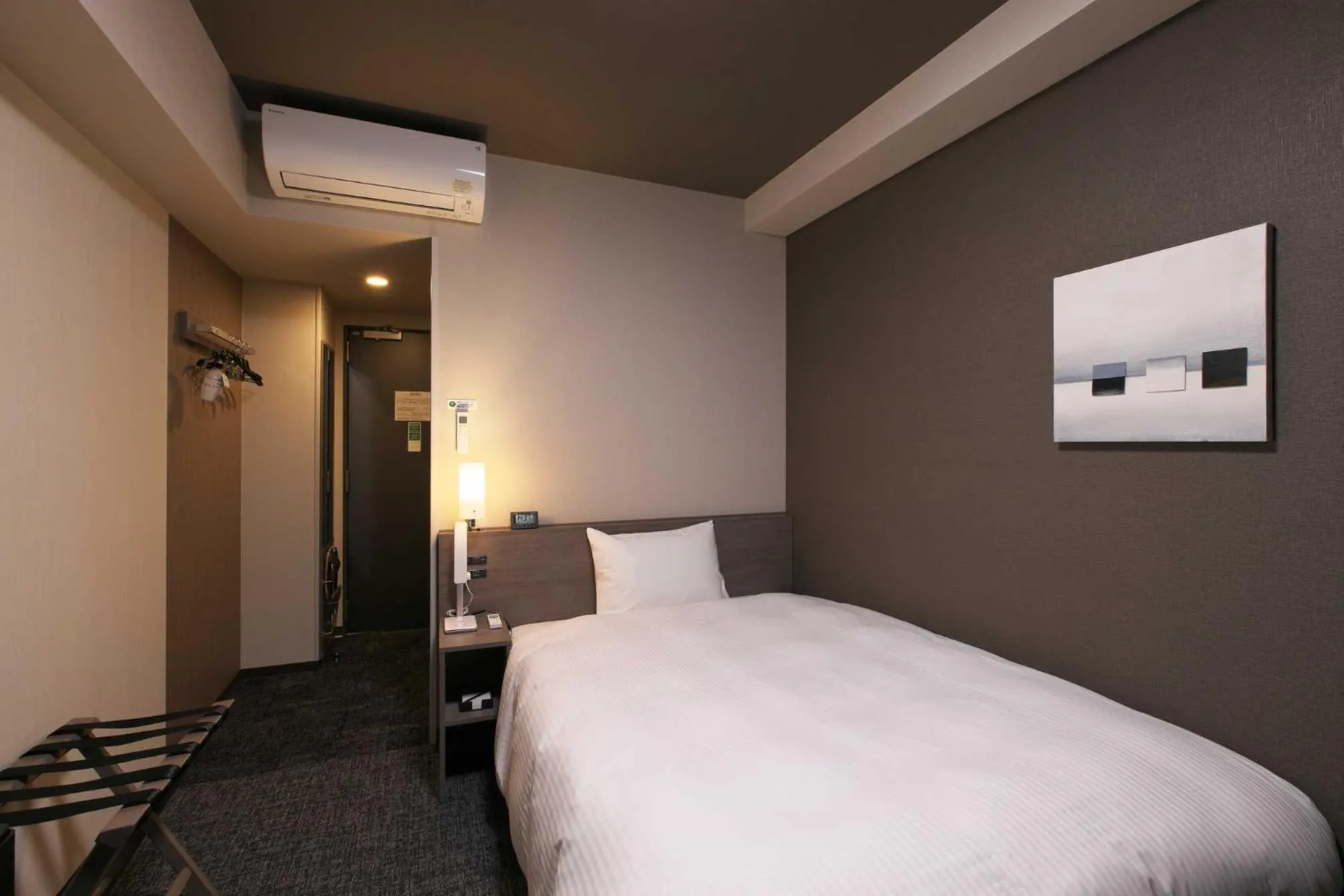 Photo of the whole room, Bed in Hotel Route Inn Mitsuke -Nakanoshima Mitsuke Inter-