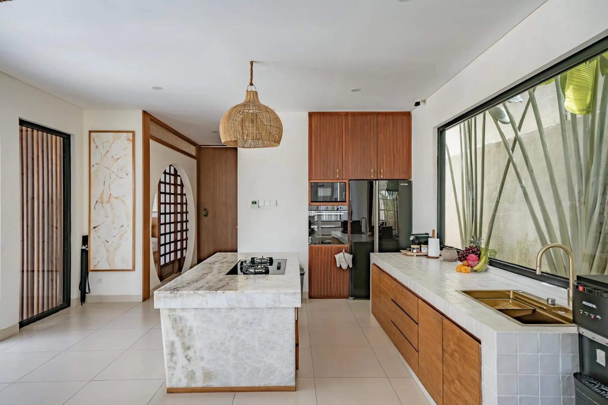 Kitchen or kitchenette in Rumah Simba