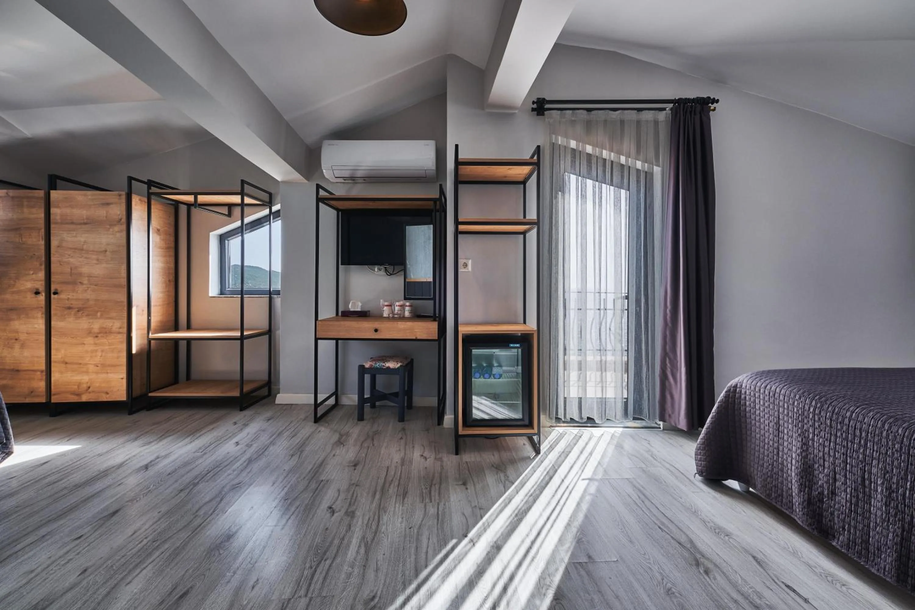 Photo of the whole room, Bed in Aqua Princess Hotel