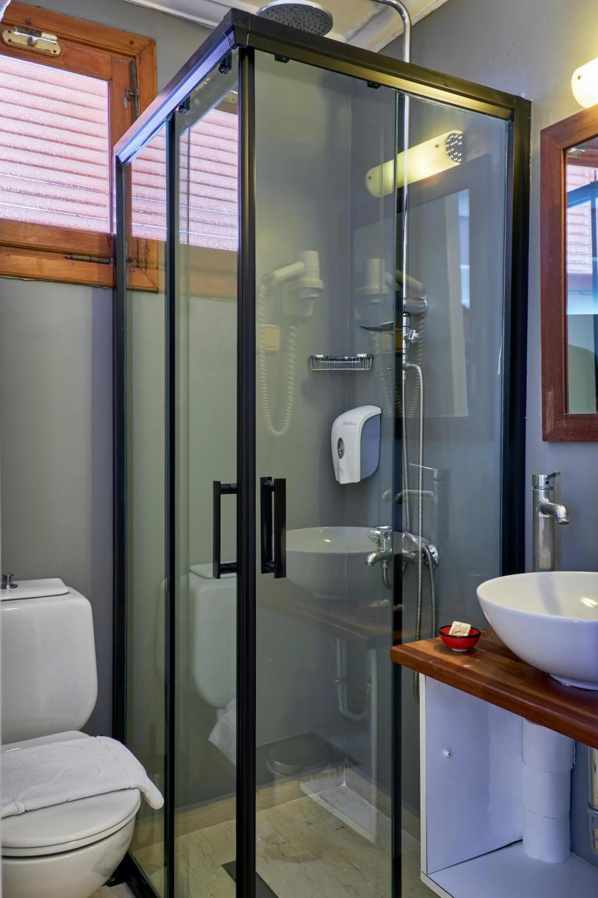 Bathroom in Aqua Princess Hotel