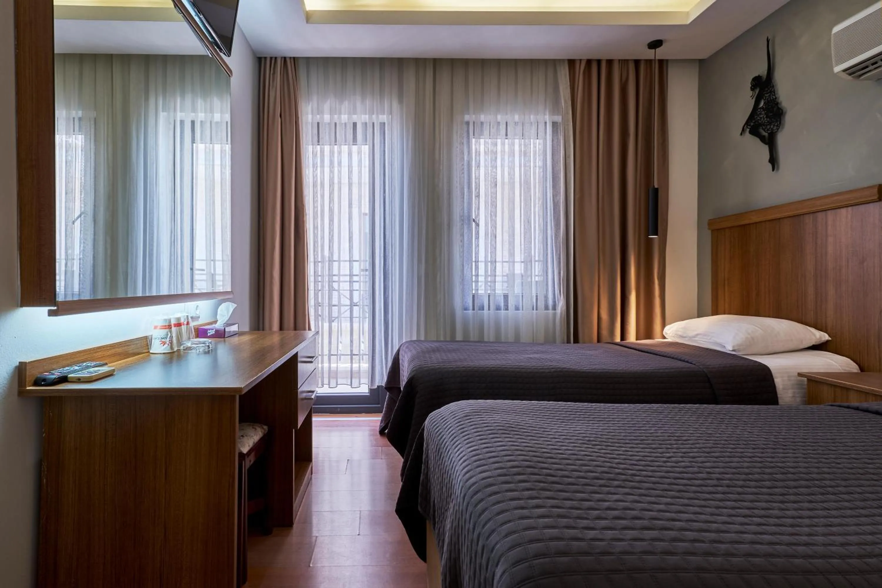 Photo of the whole room, Bed in Aqua Princess Hotel