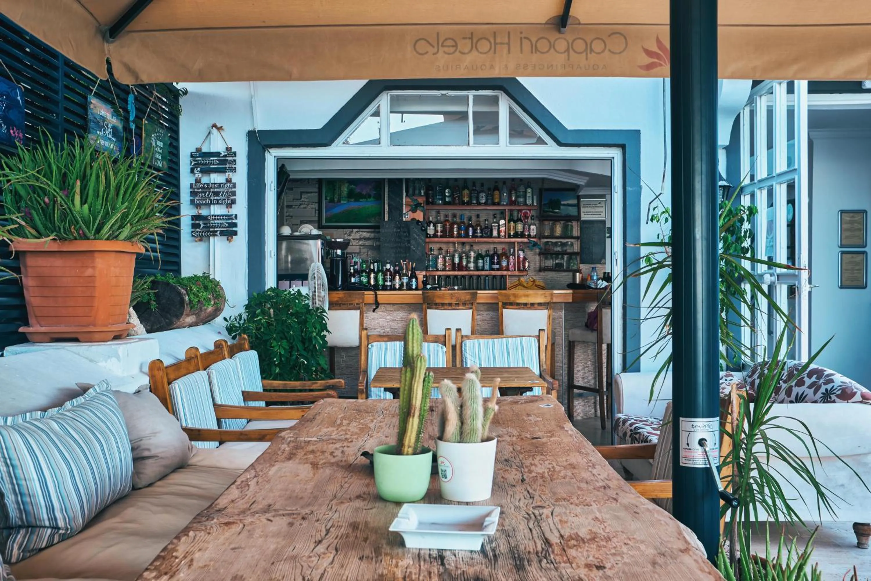 Lounge or bar in Aqua Princess Hotel