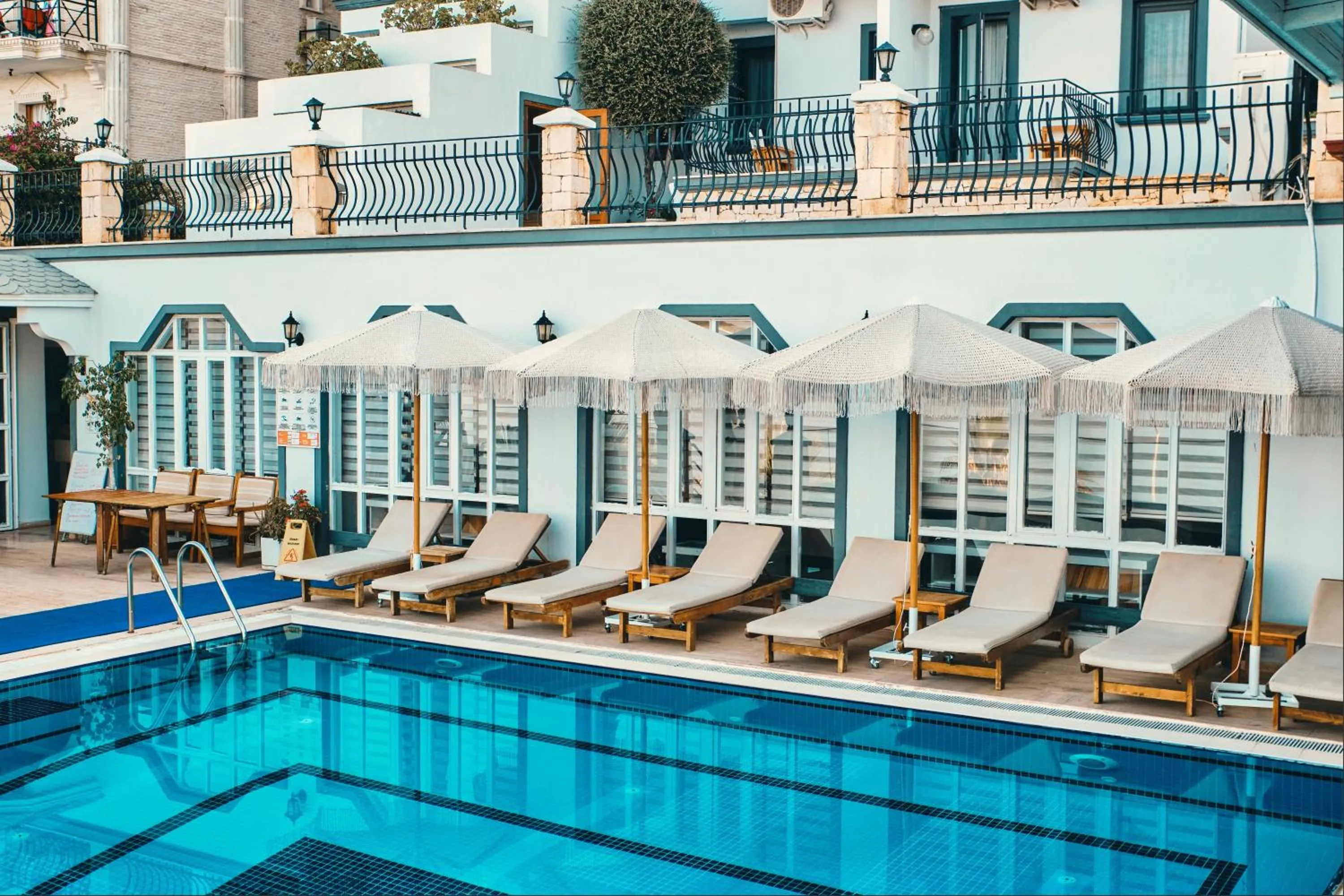 Swimming pool in Aqua Princess Hotel