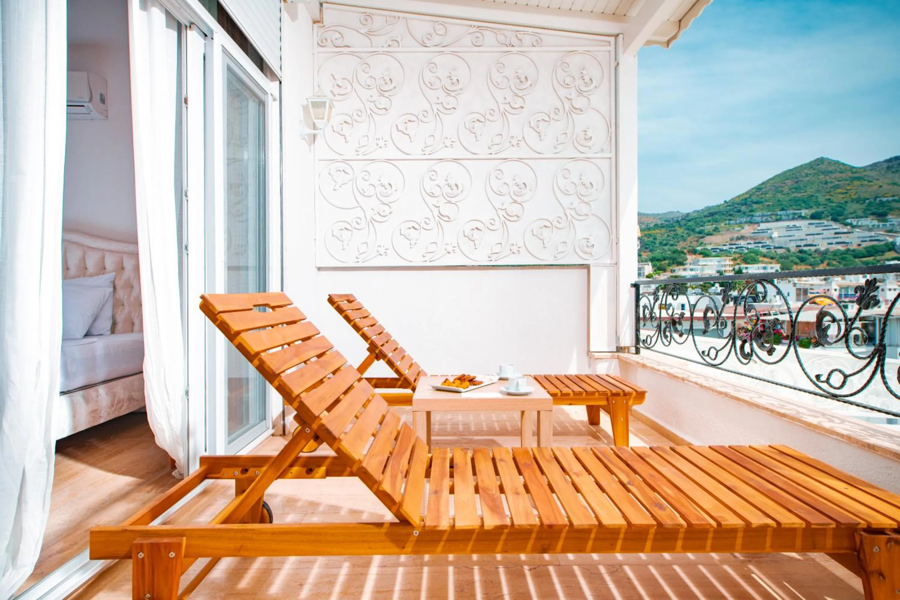 Toilet in MARE MARIN BOUTIQUE HOTEL