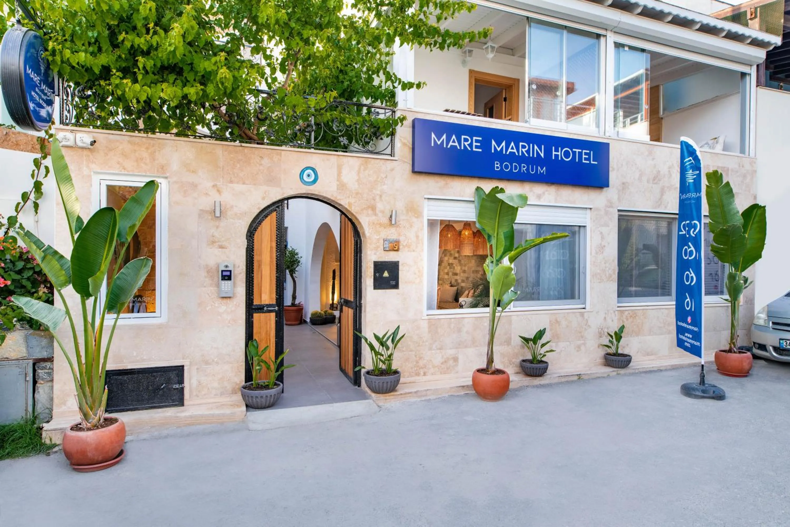 Property building in MARE MARIN BOUTIQUE HOTEL