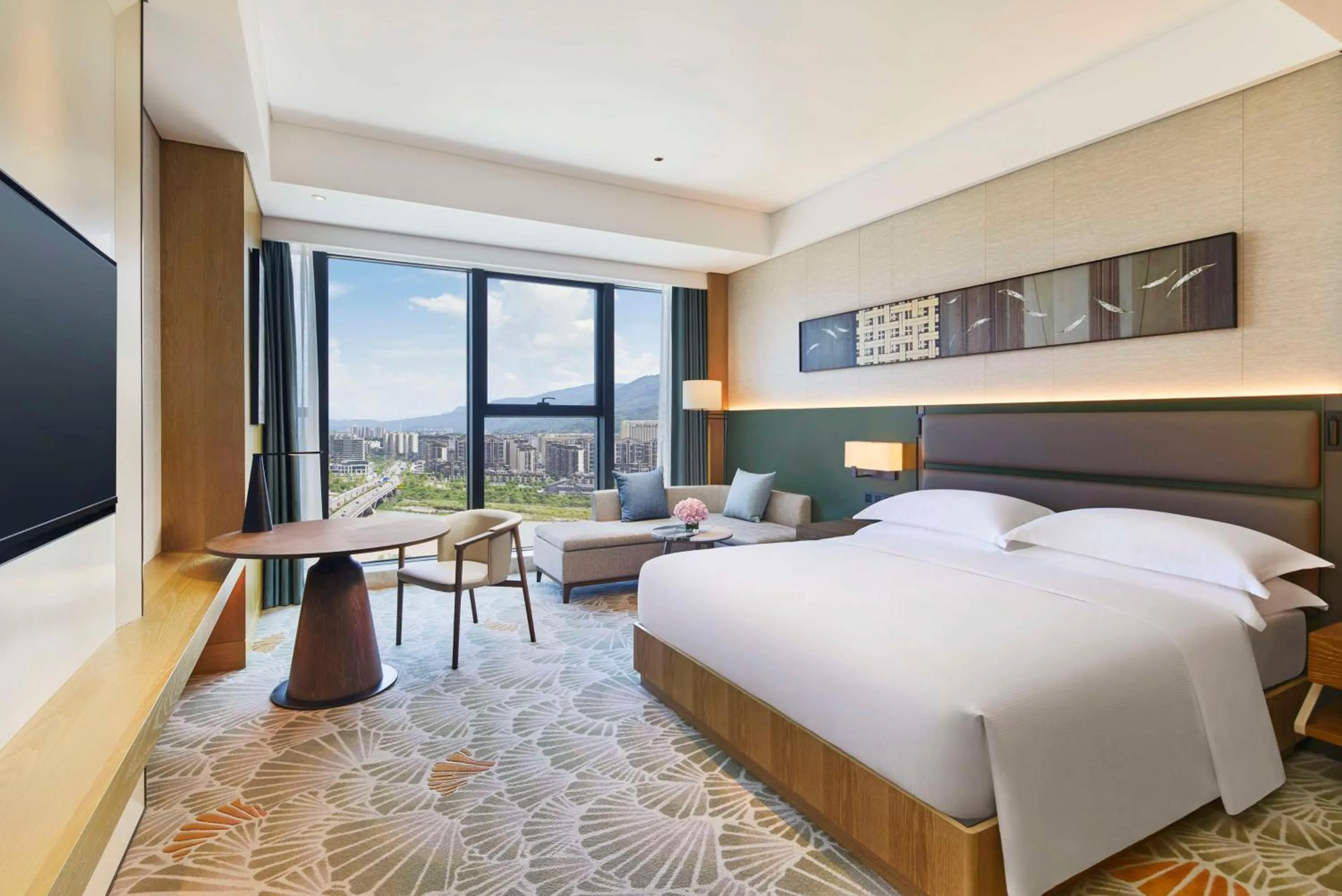 Living room, Bed in DoubleTree By Hilton Ya'An