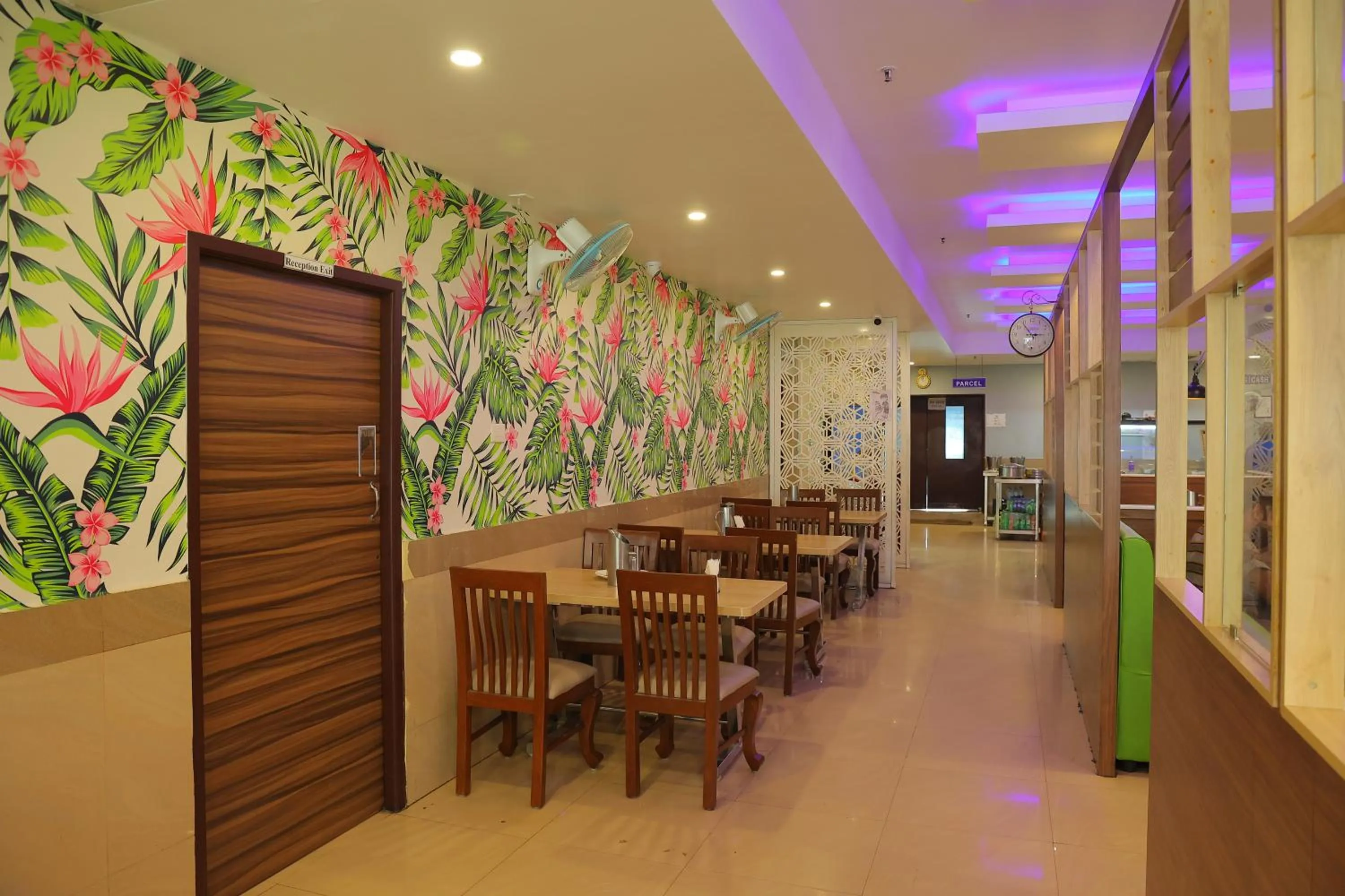 Restaurant/places to eat in Pondy Southern Residency