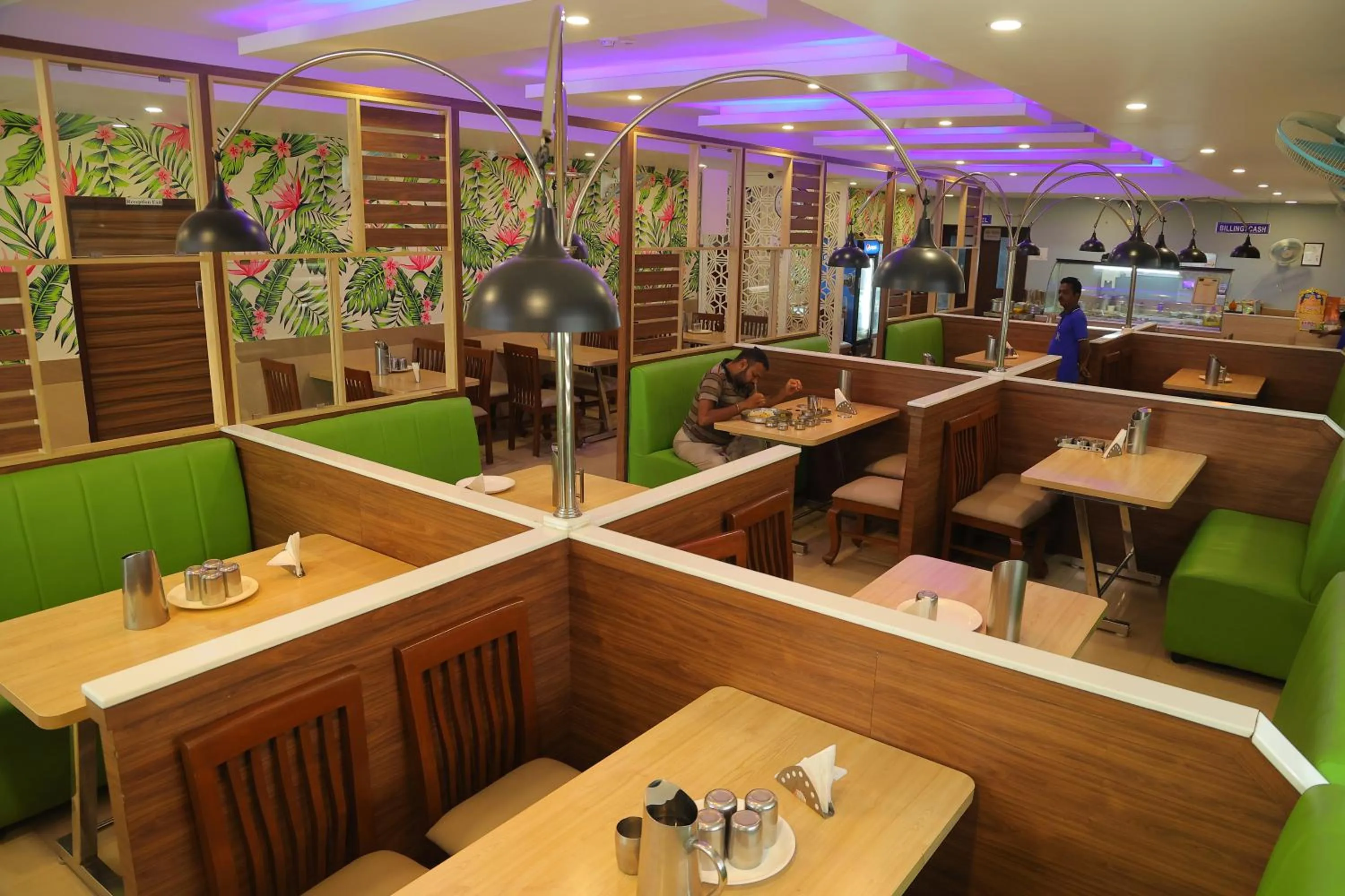 Restaurant/places to eat in Pondy Southern Residency