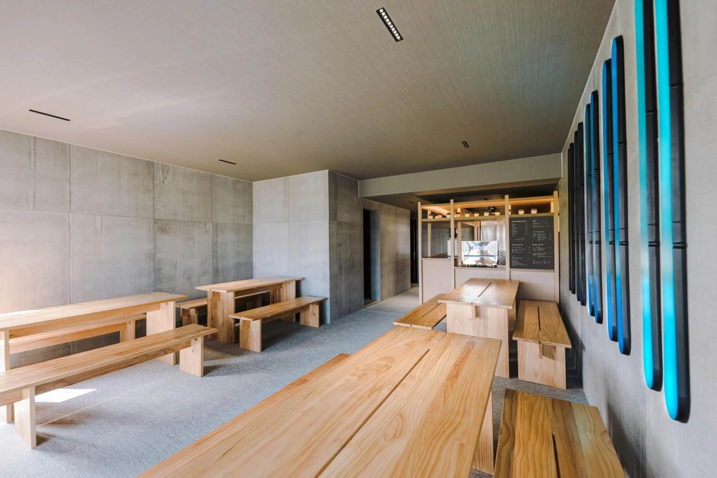 Restaurant/places to eat in SKI INN HAKUBA