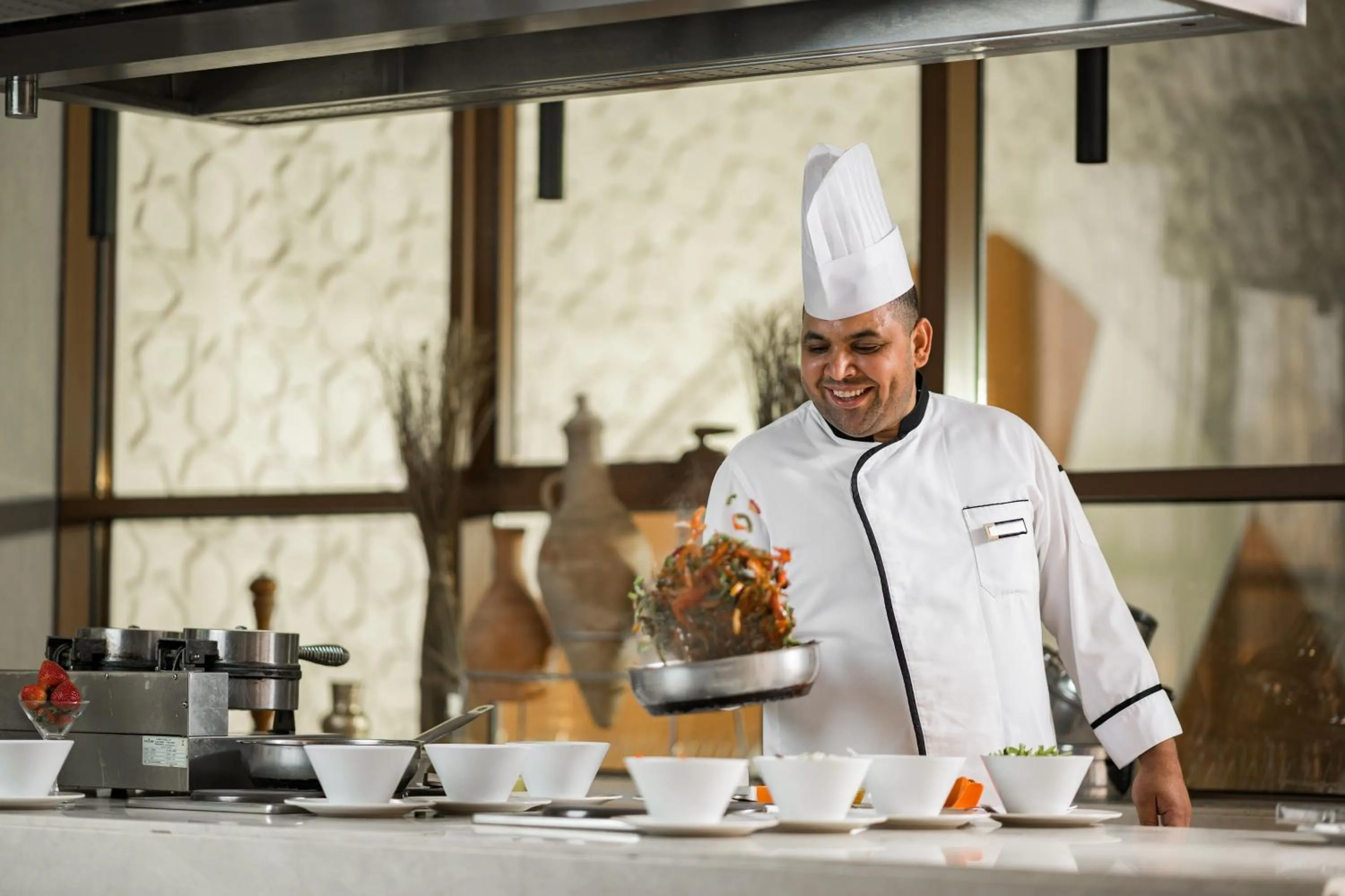 Communal kitchen in Elaf Al Taqwa Hotel
