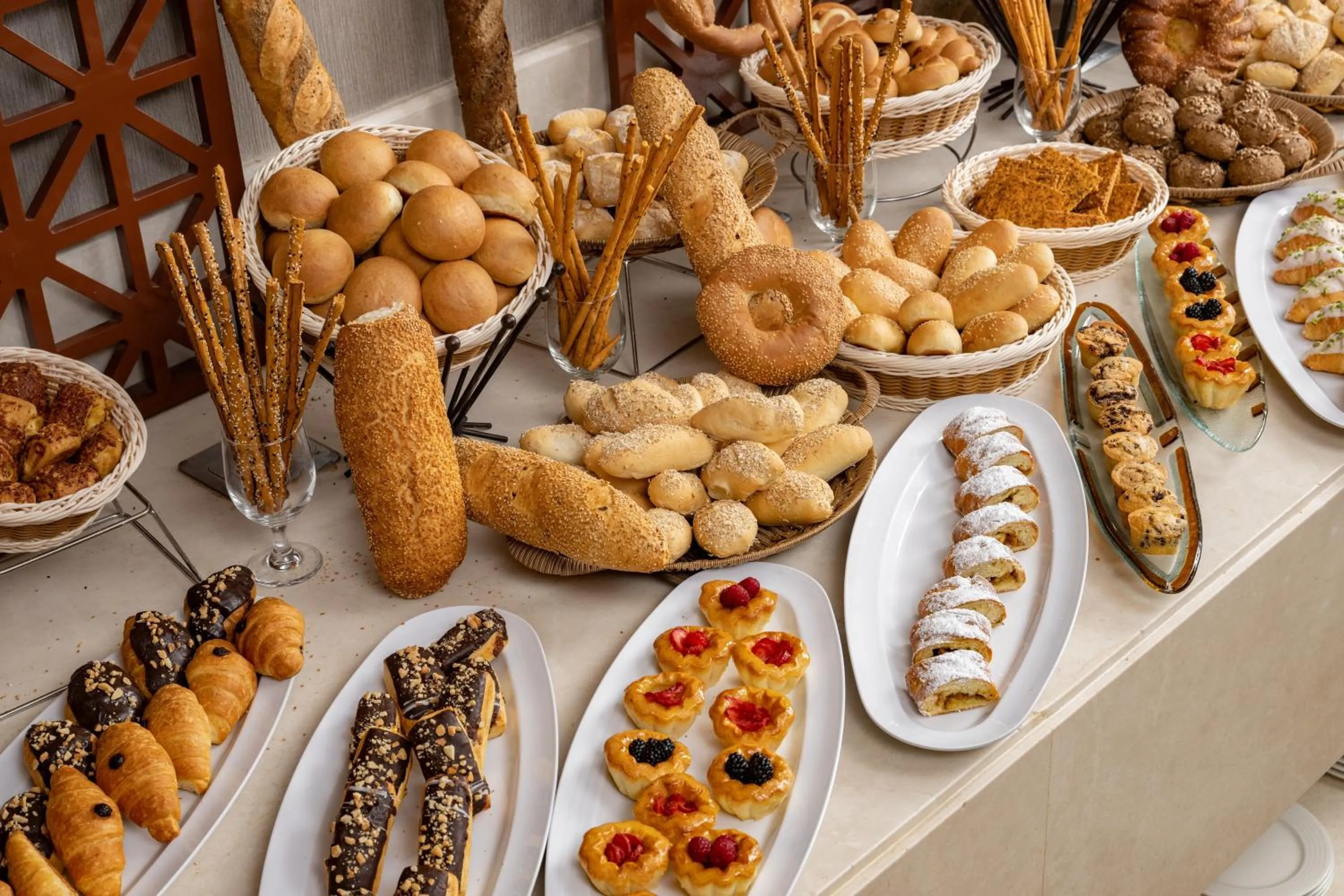 Food and drinks in Elaf Al Taqwa Hotel