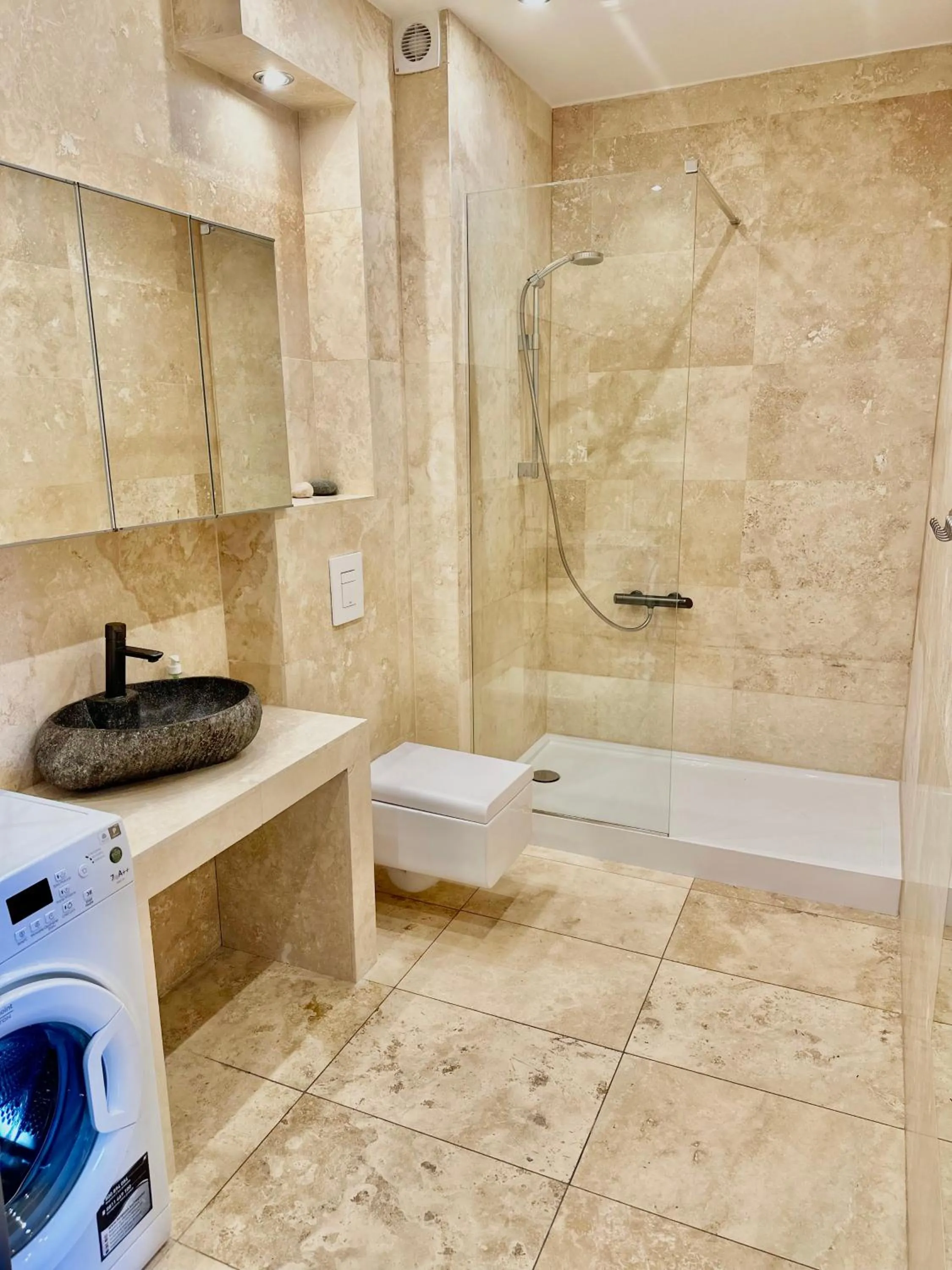 Shower in Rezydencja Wind Rose - luxury ApartHotel Gdansk