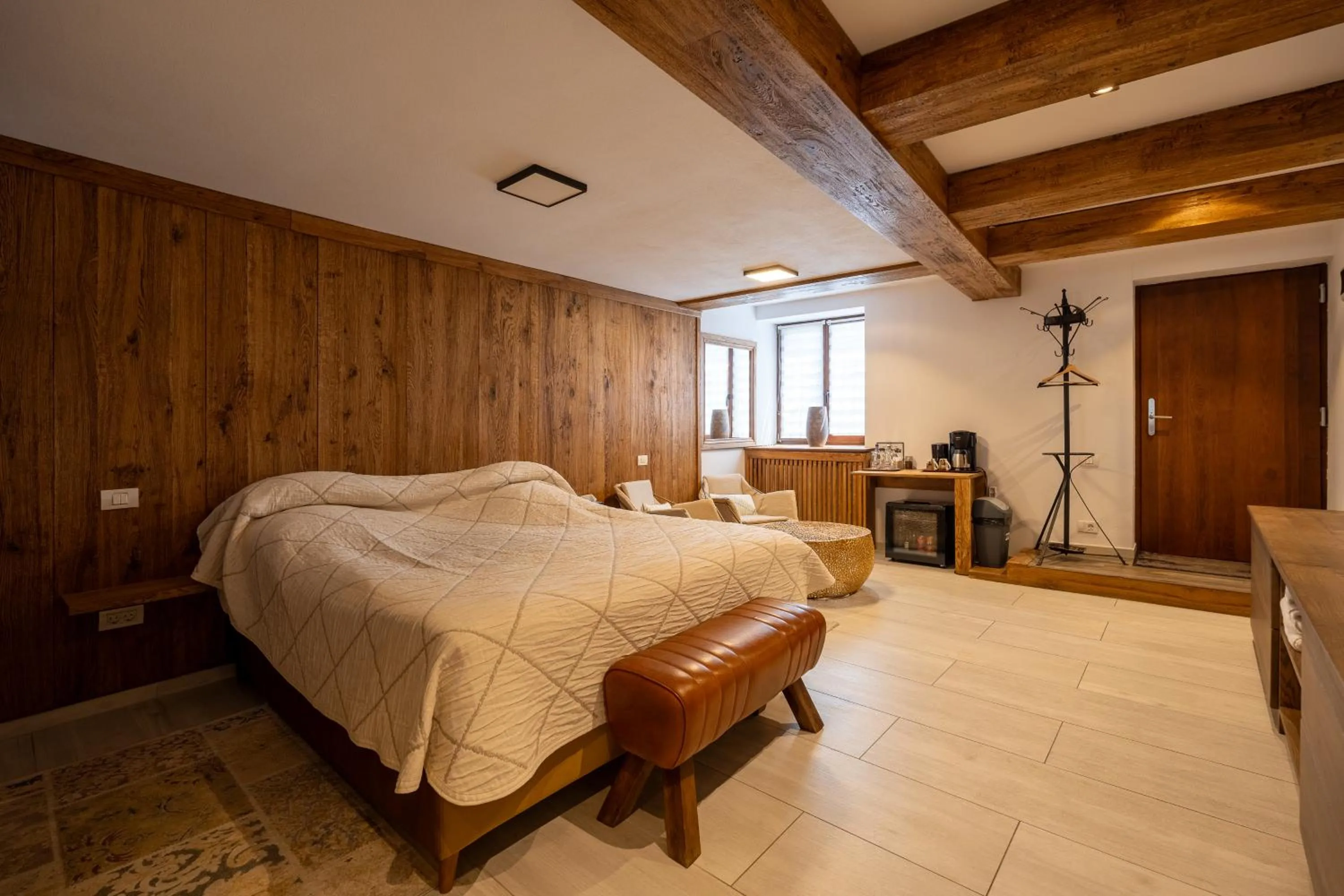 Bed in Pensiunea Casa Cranta