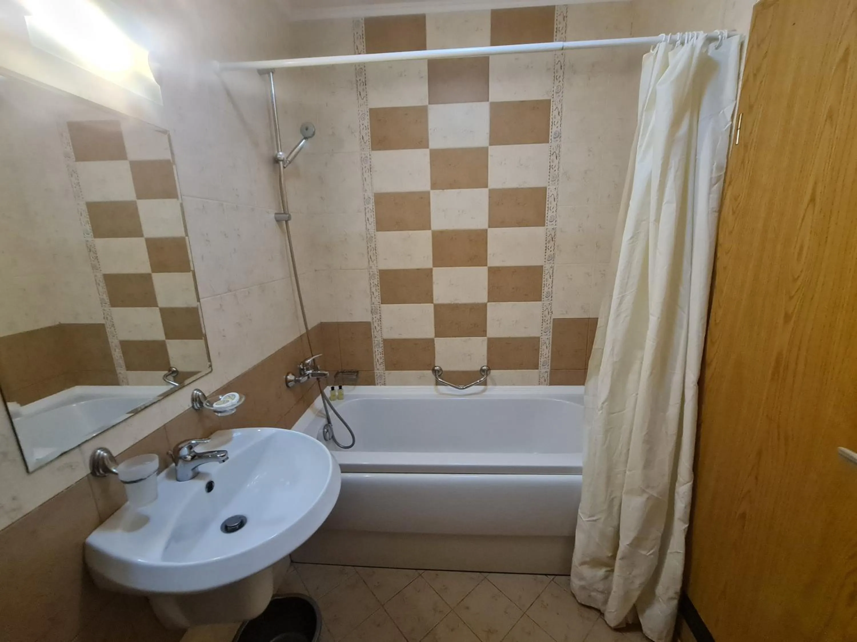 Bath in Royal Sun premium apartment