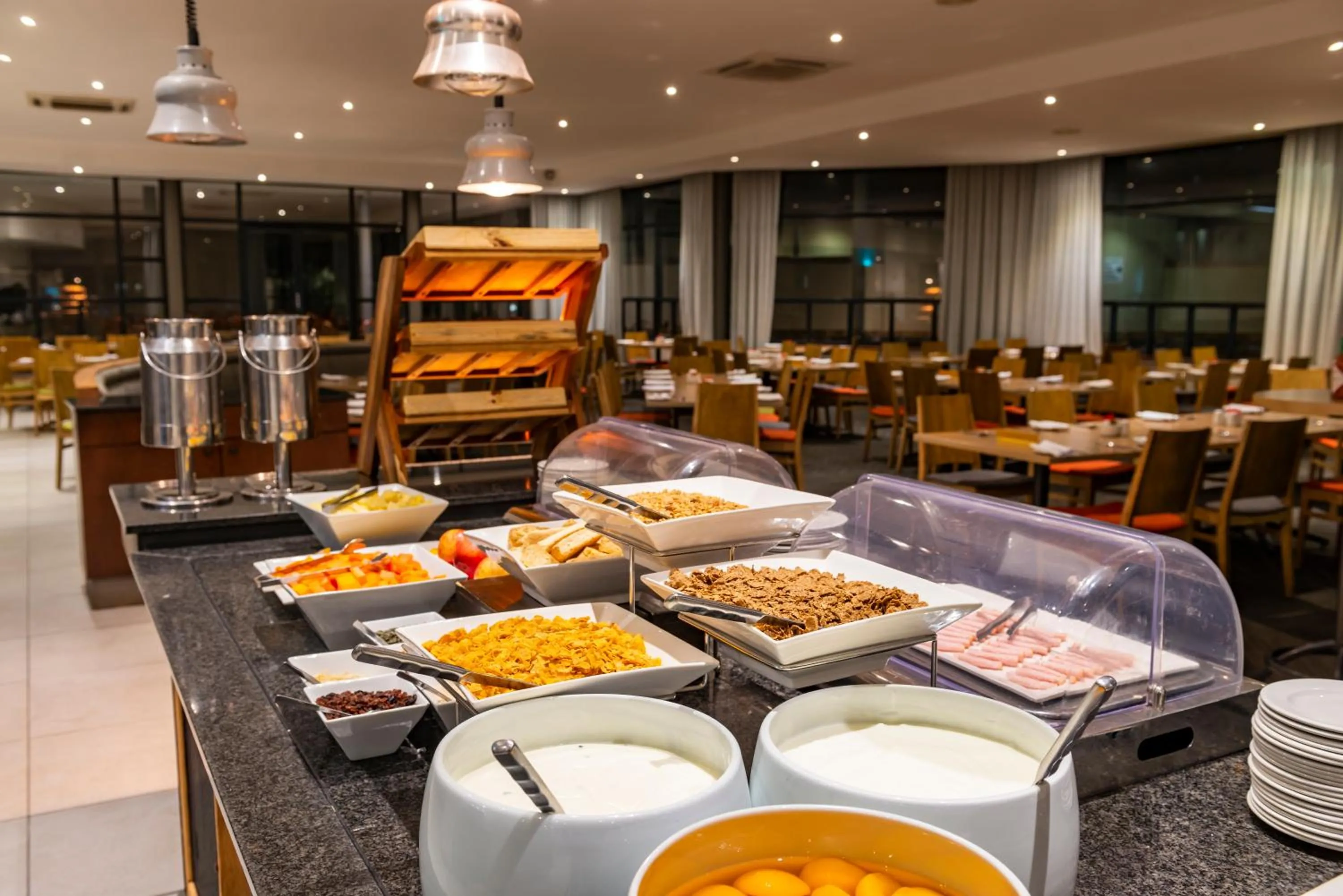 Food and drinks in aha Kopanong Hotel & Conference Centre