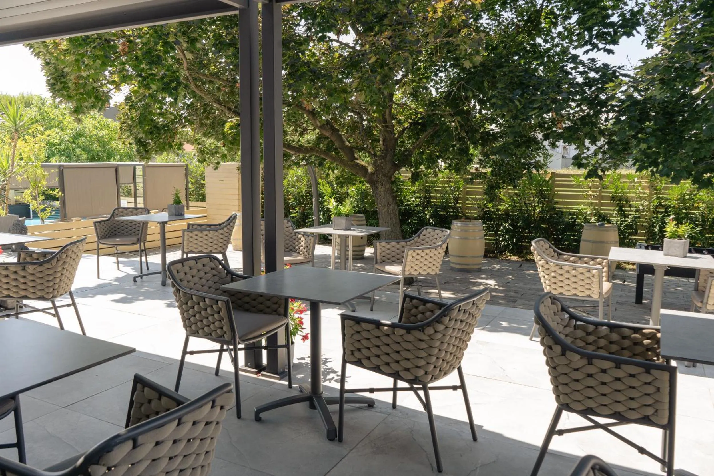 Balcony/Terrace in Kracher Hotel Doppelzimmer - inklusive Pool