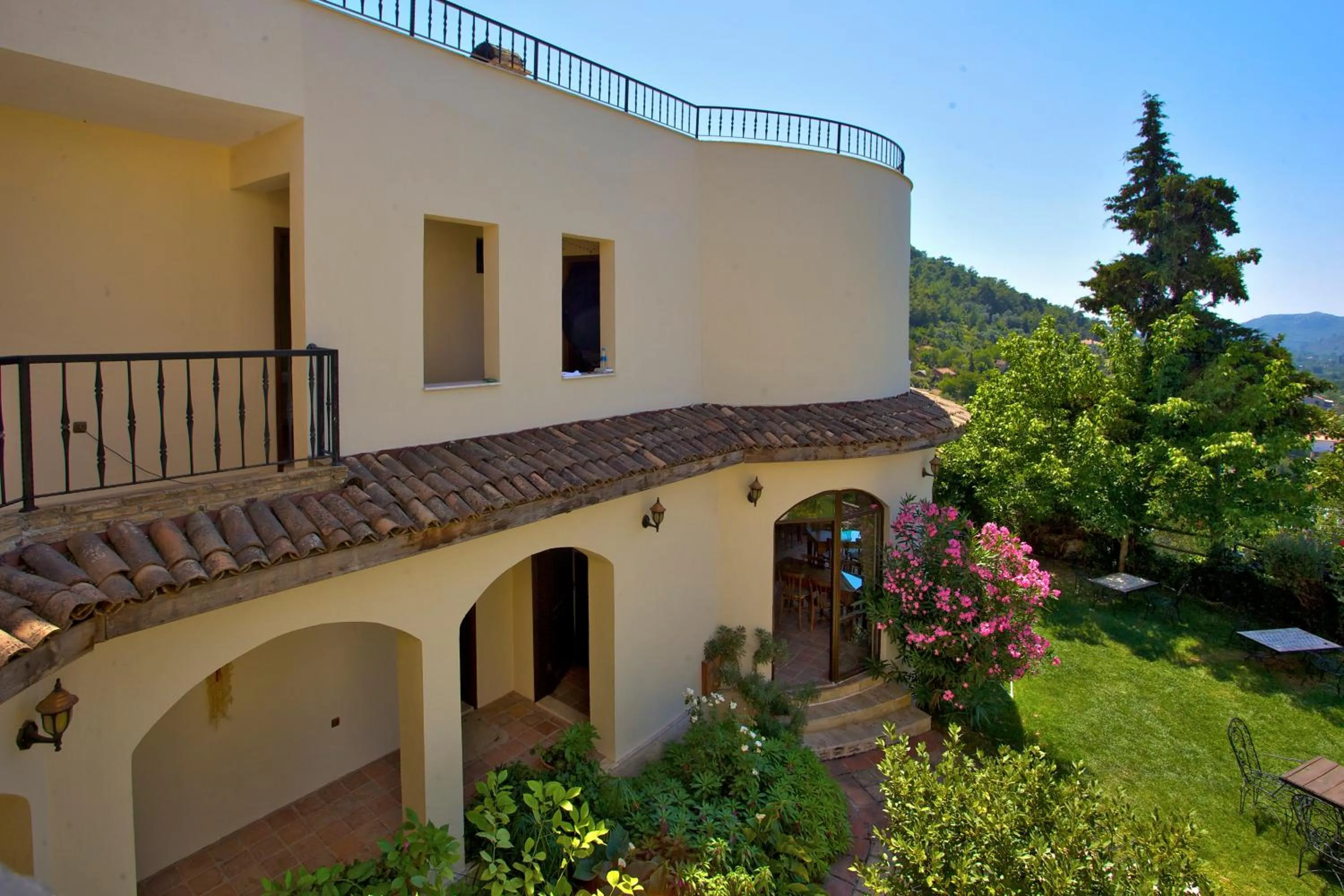 Property building in Efes Butik Otel