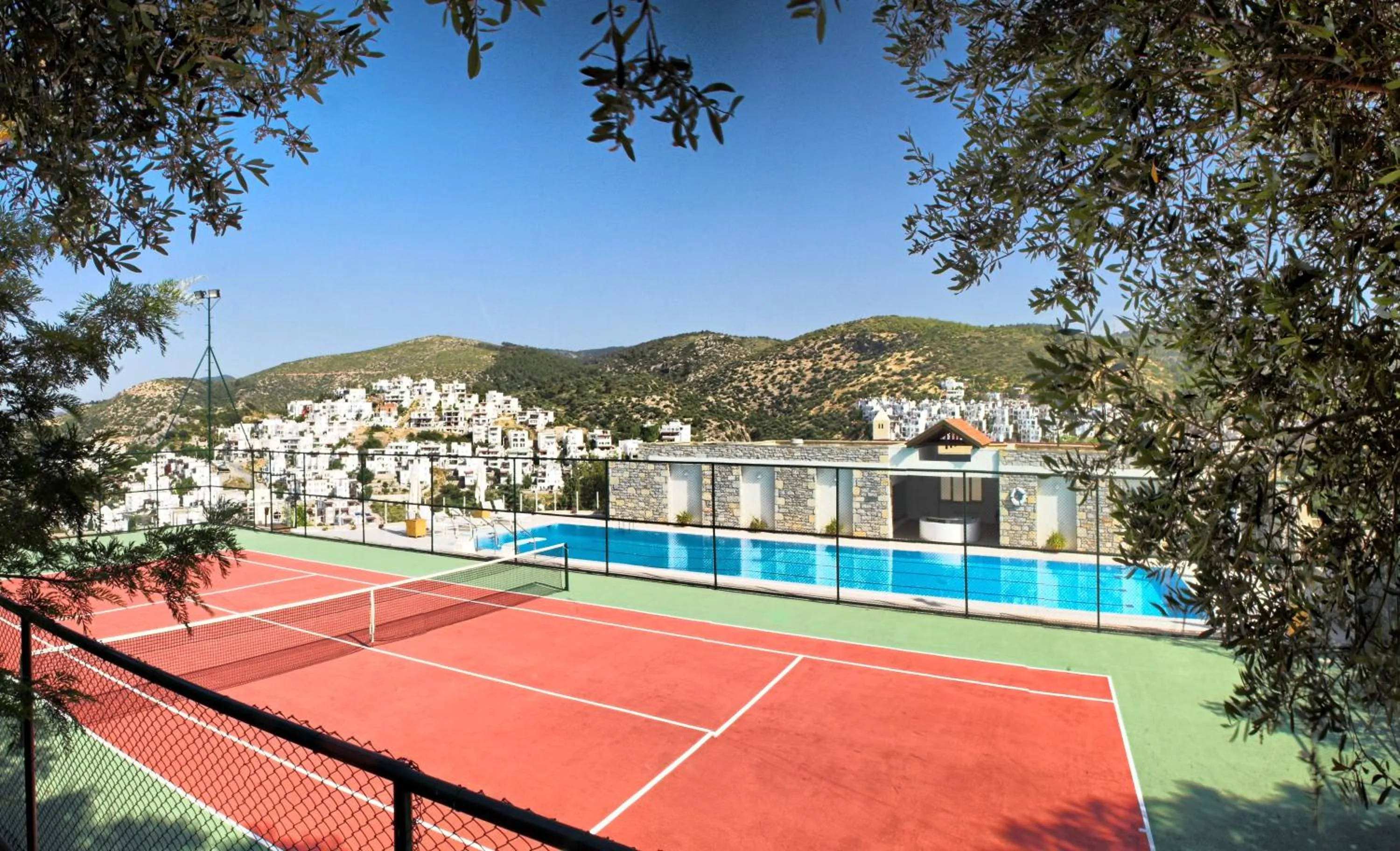 Tennis court in The Marmara Bodrum - Adult Only