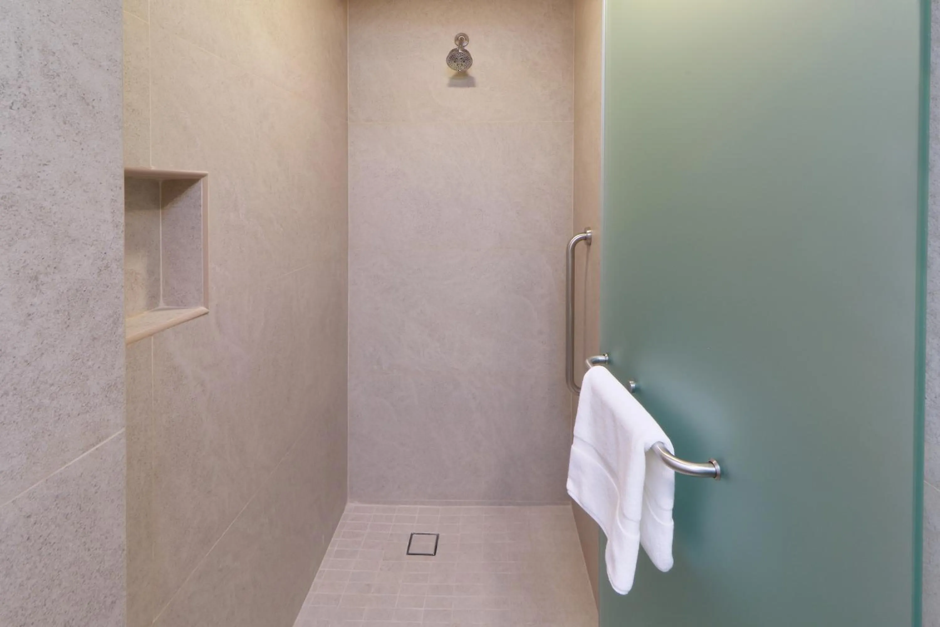 Holiday Inn & Suites - Mexico Felipe Angeles Airport by IHG