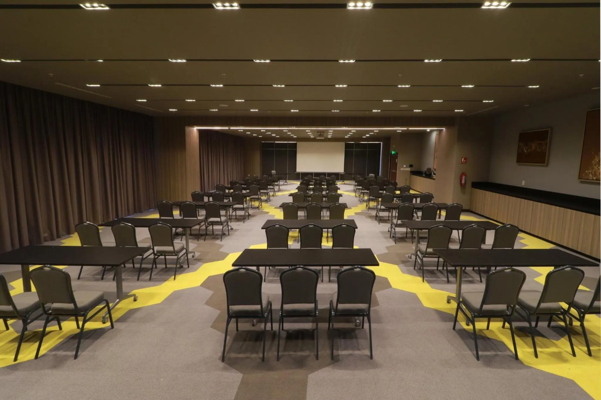 Meeting/conference room in Holiday Inn & Suites - Mexico Felipe Angeles Airport by IHG