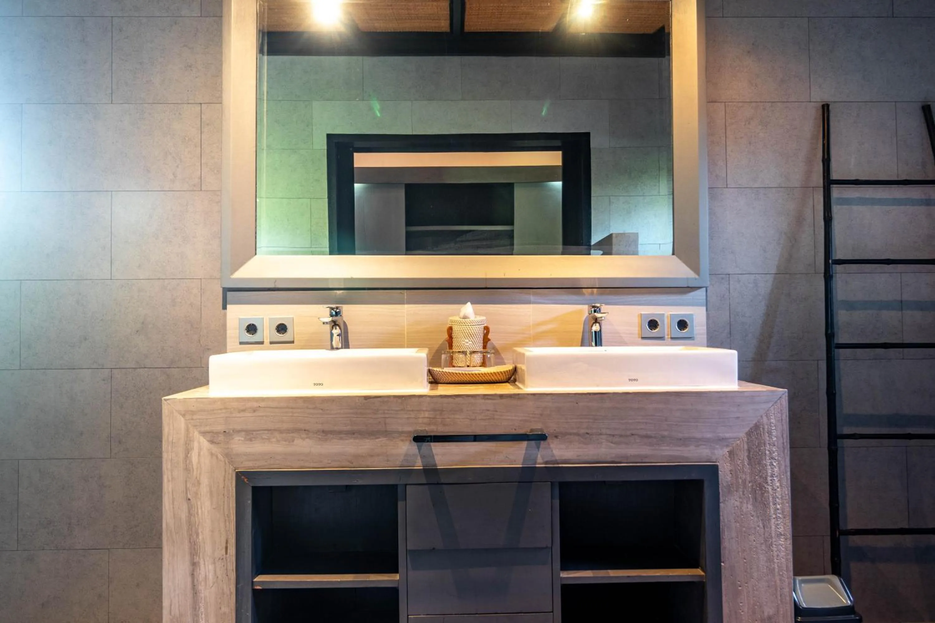 Bathroom in Surya Melasti Beach Villa