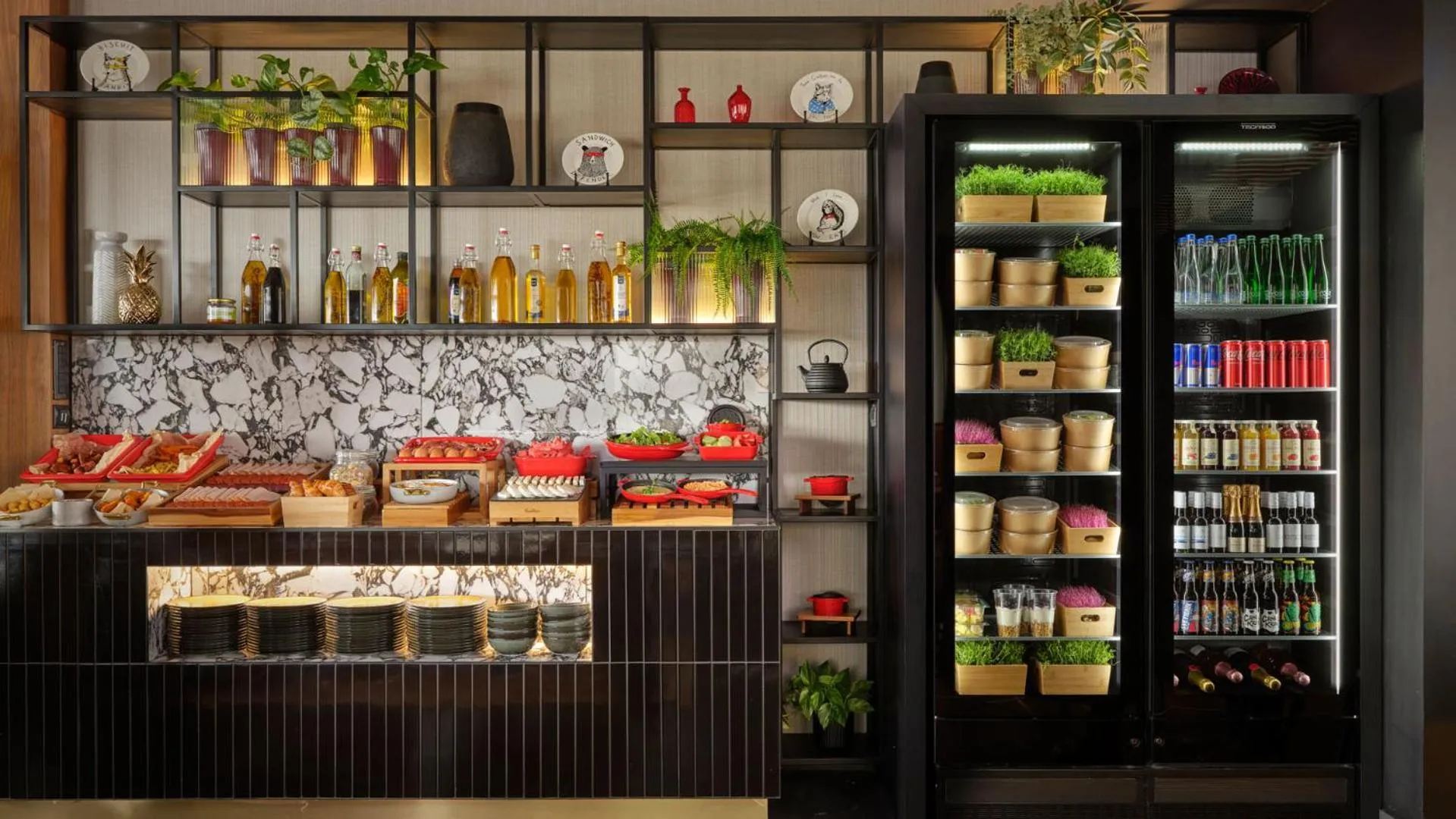 Food and drinks in Radisson RED Belgrade