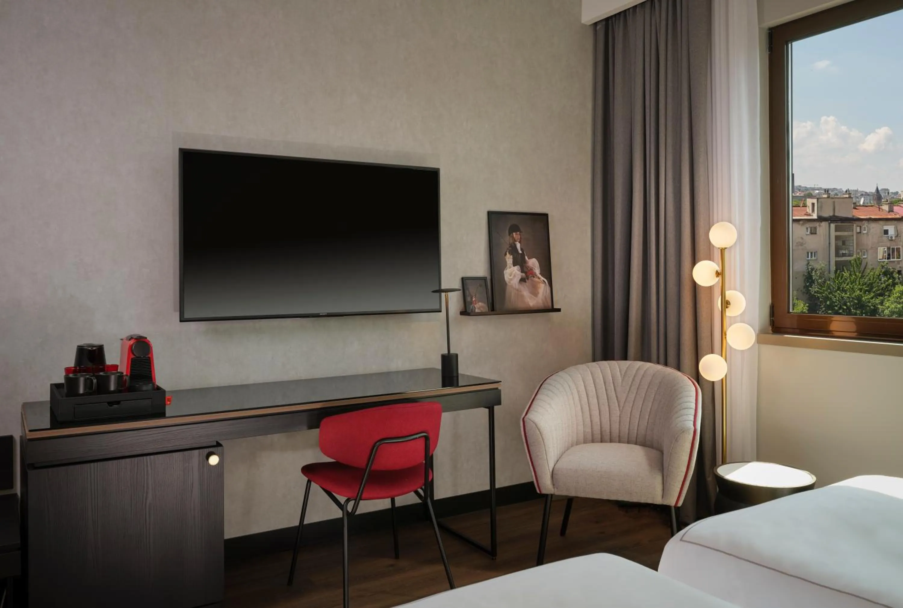 TV and multimedia, Bed in Radisson RED Belgrade